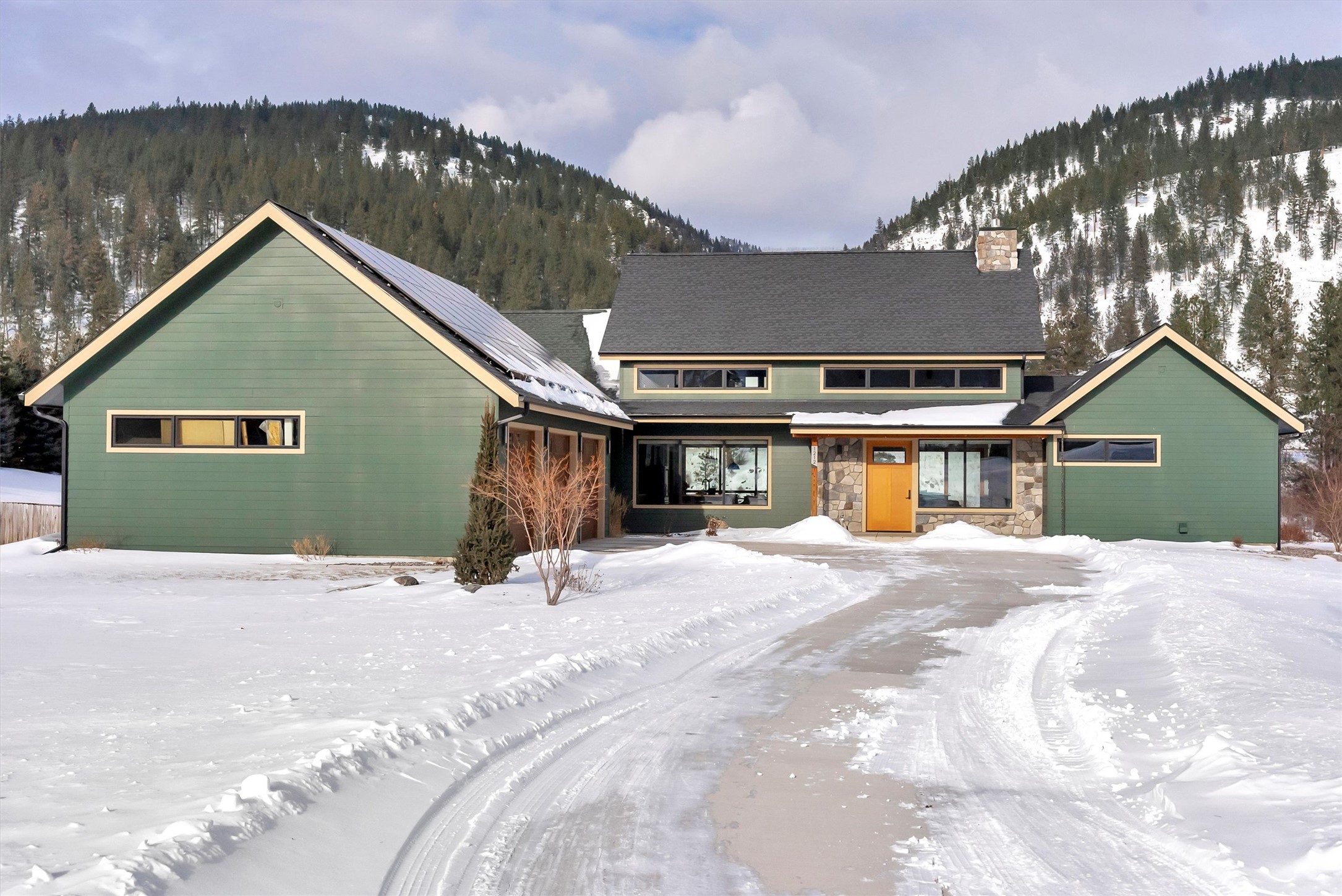 1212 Bandmann Trail Property Photo 8
