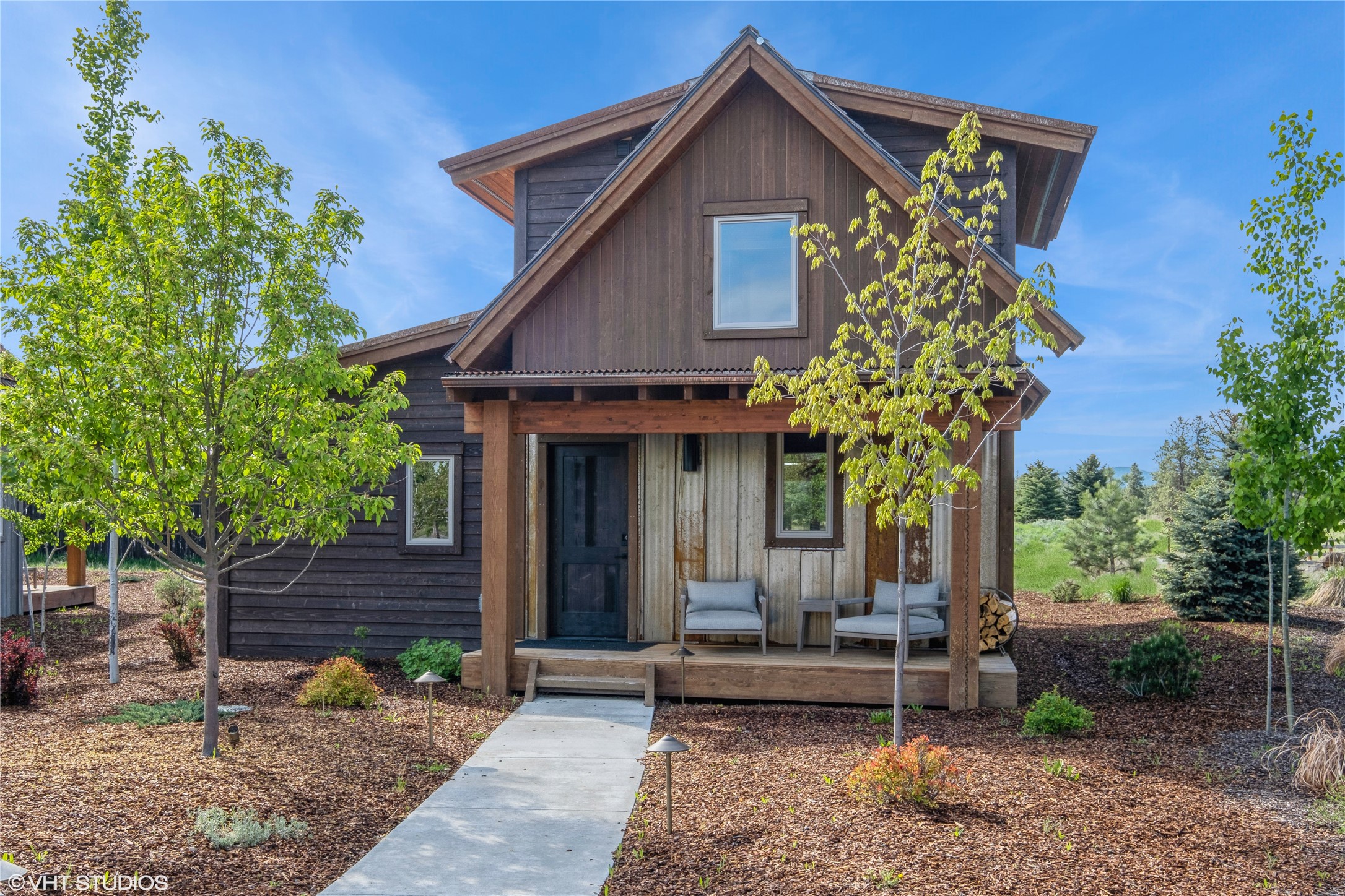 19 Haflinger Cottage Way Property Photo 1