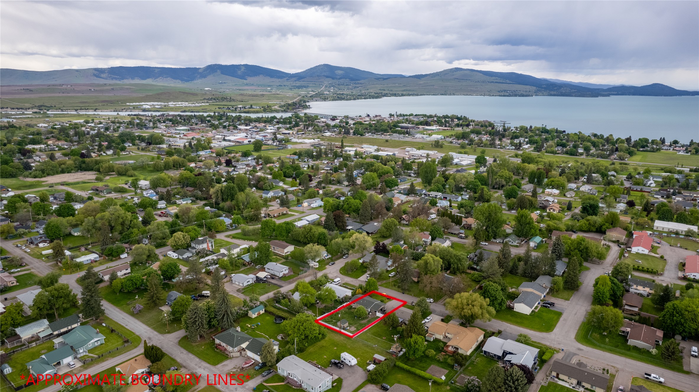 806 14th Avenue E Property Photo 4