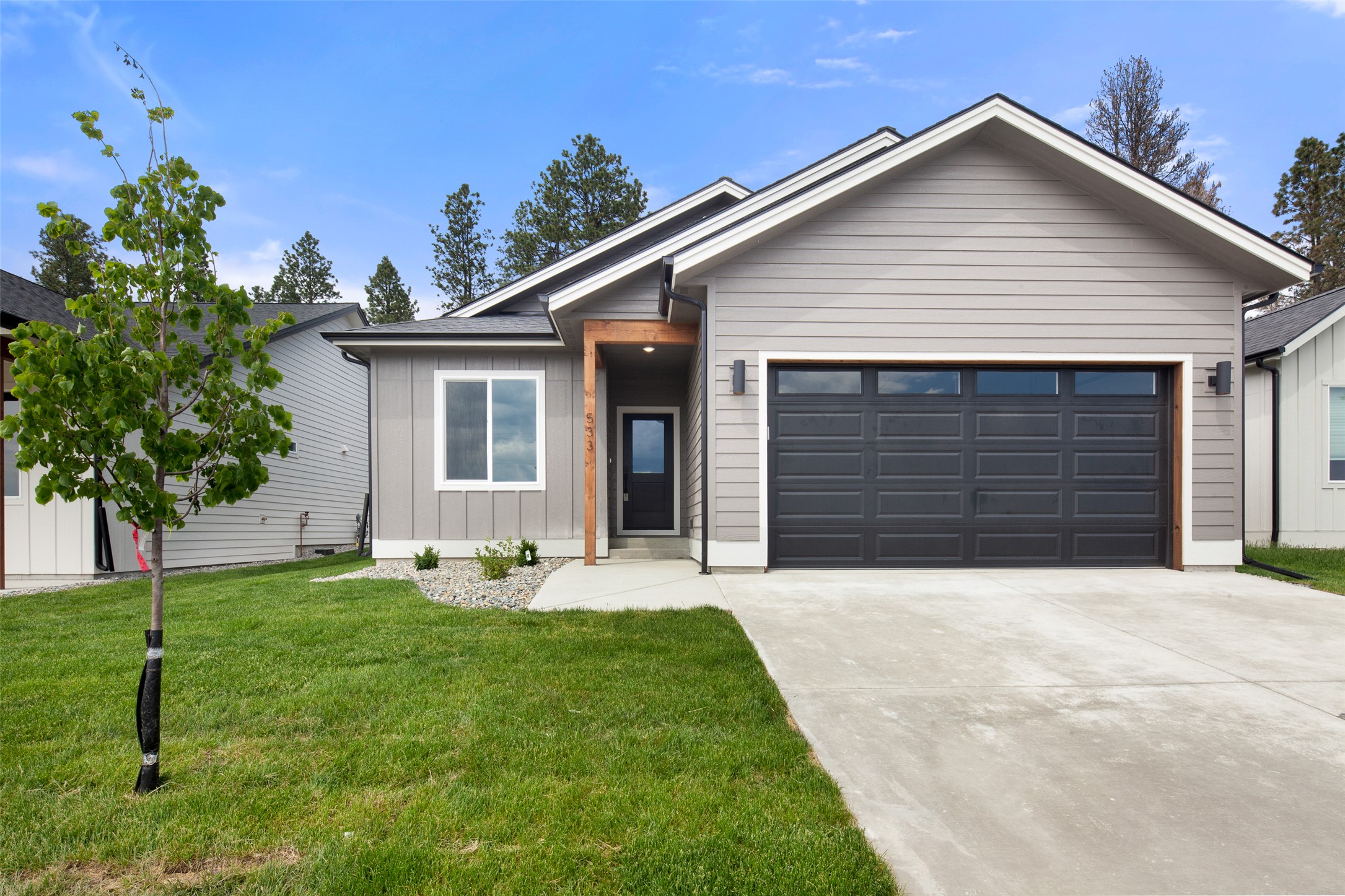 533 Eagle Valley Drive Property Photo 1