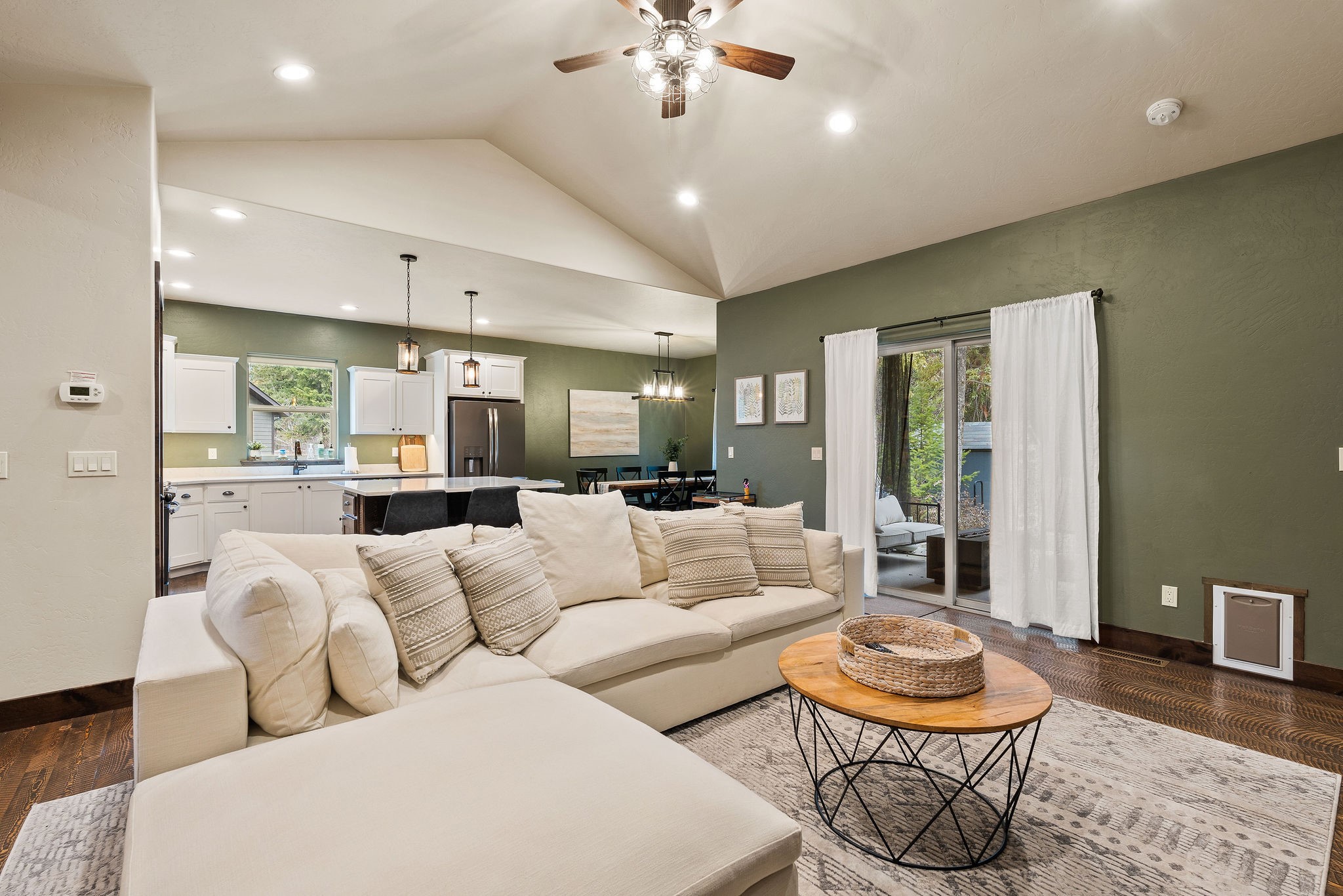 230 Forest Edge Trail Property Photo 4