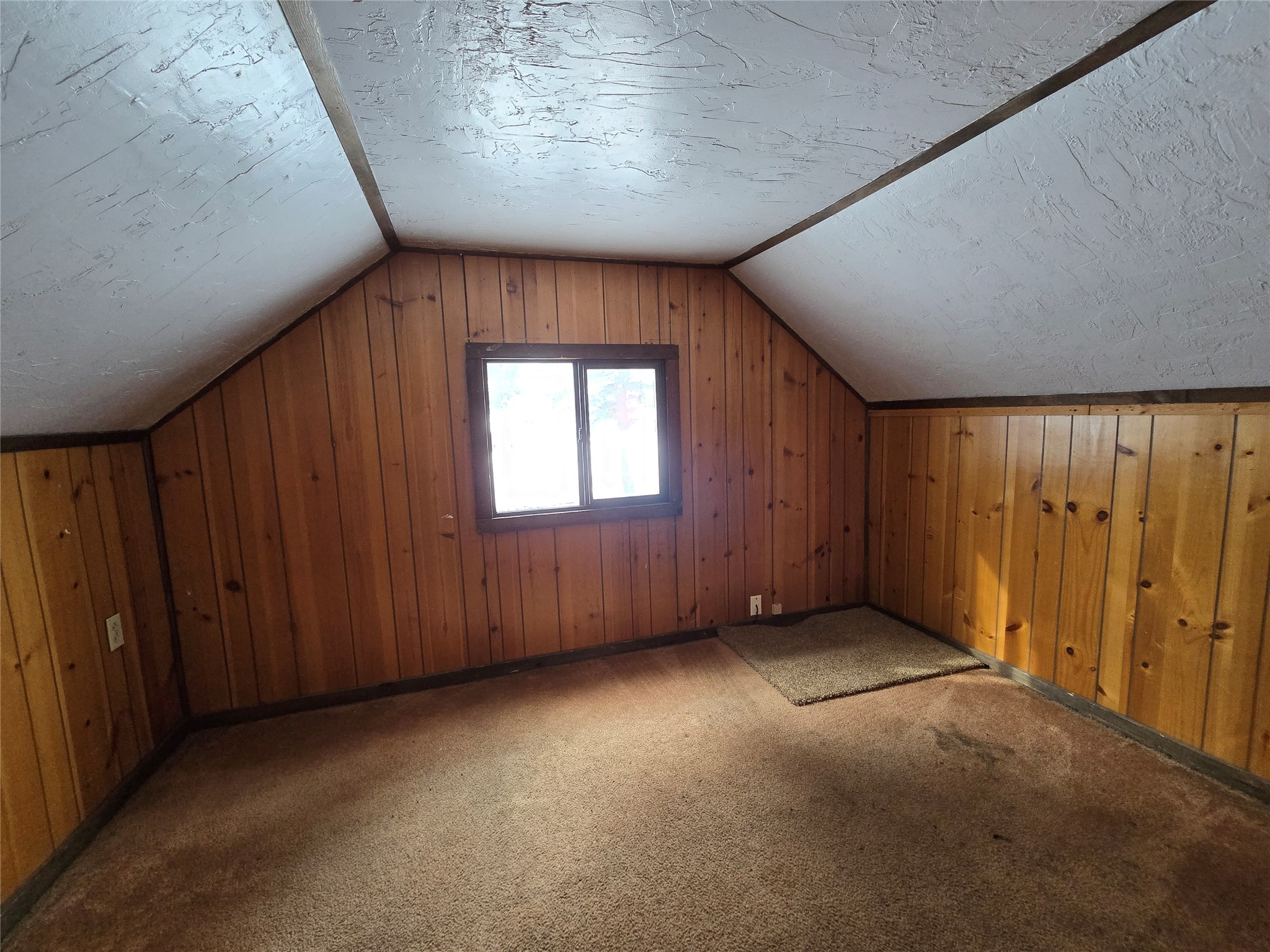31189 Us Highway 2 Property Photo 31