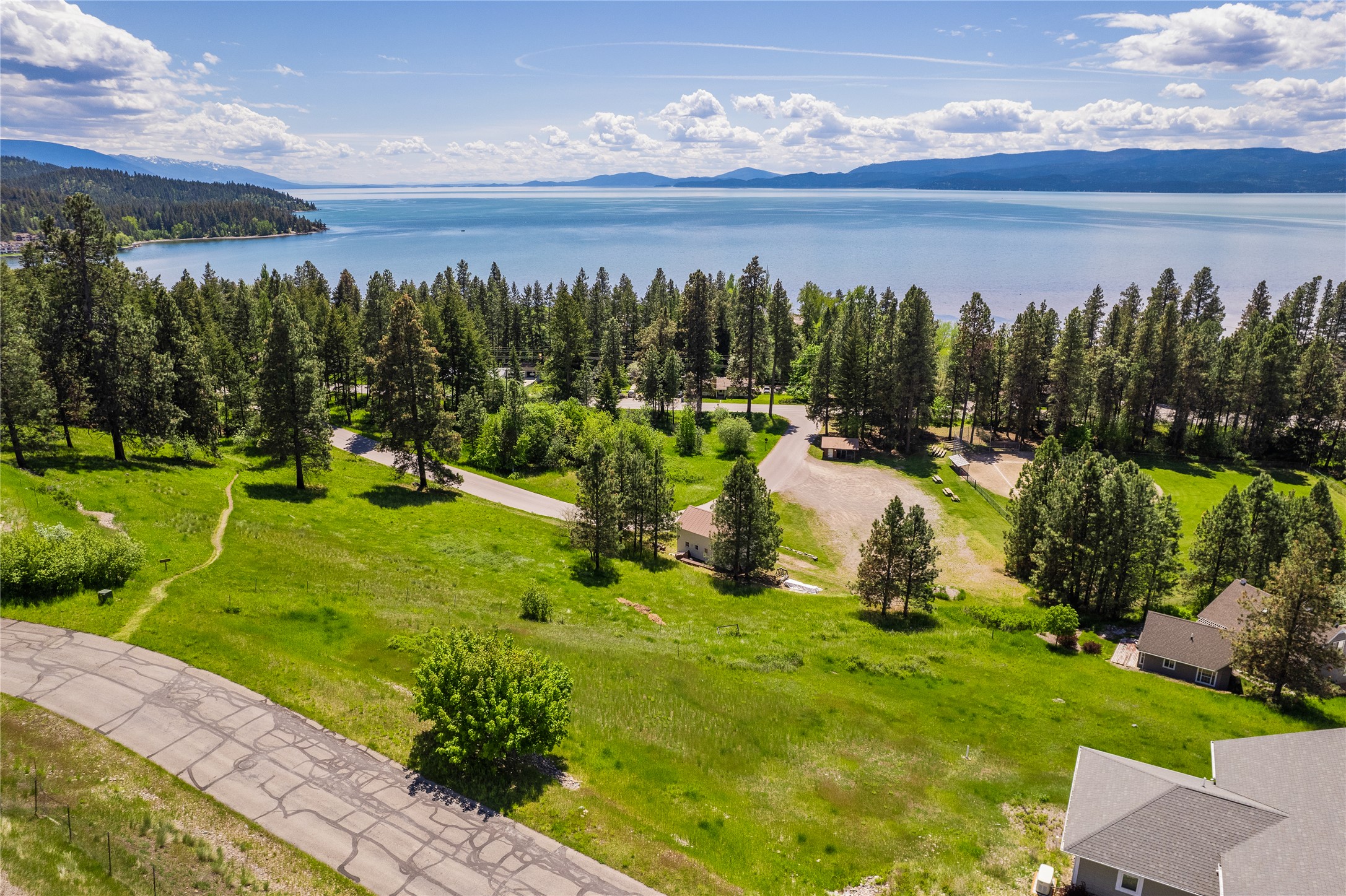 130 S Crestview Terrace Property Photo 8