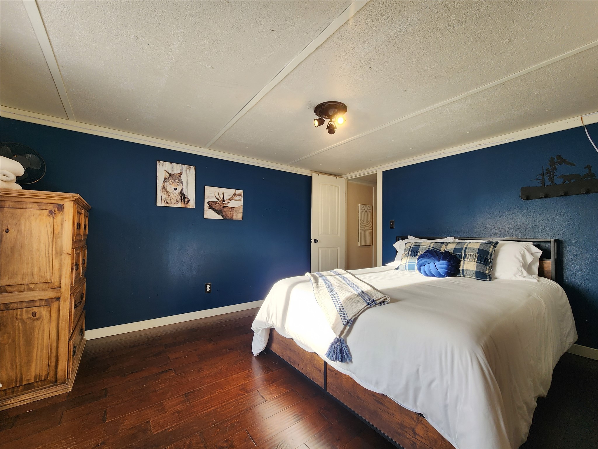 215 Badger Street E Property Photo 10
