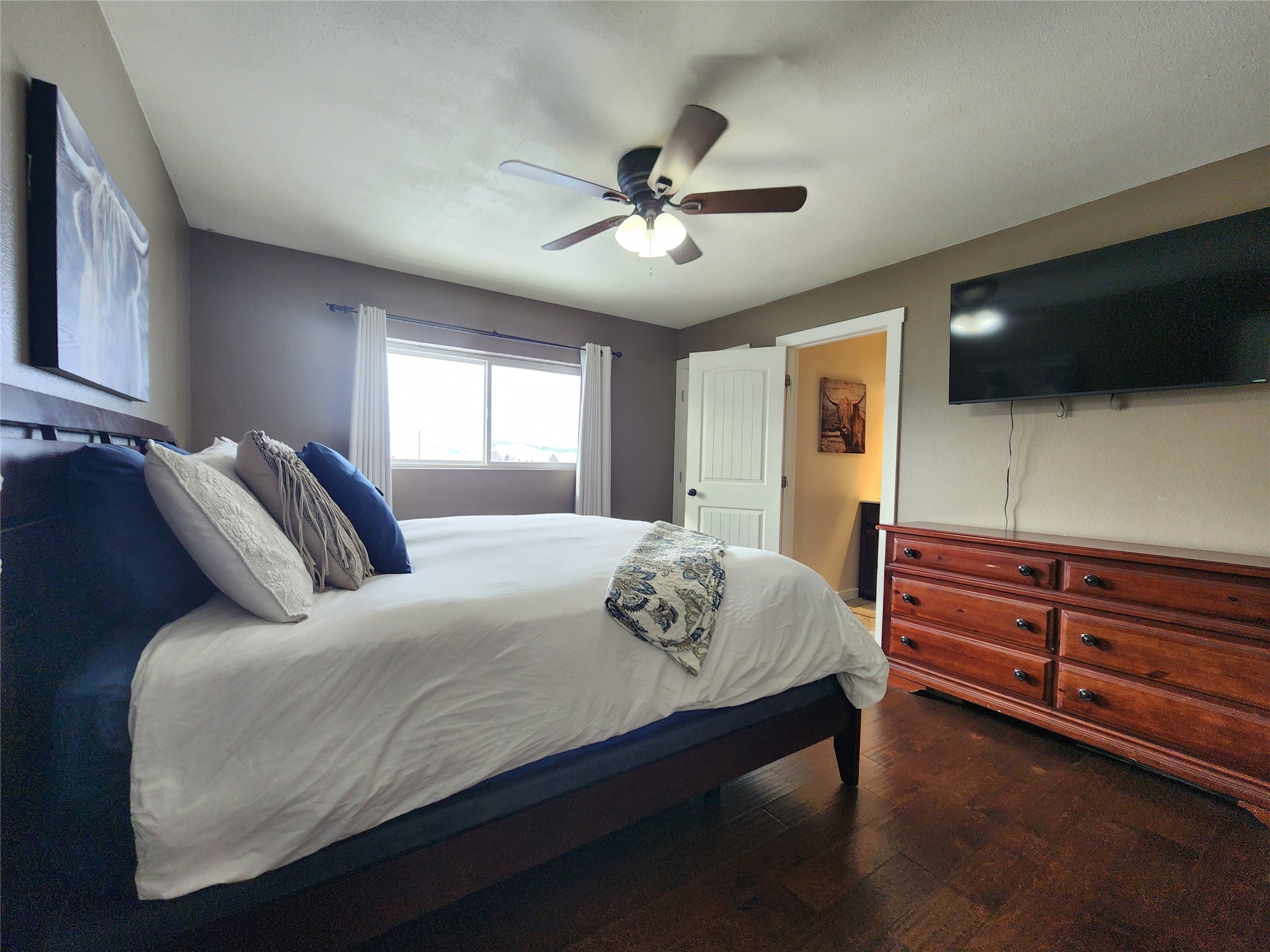 215 Badger Street E Property Photo 11