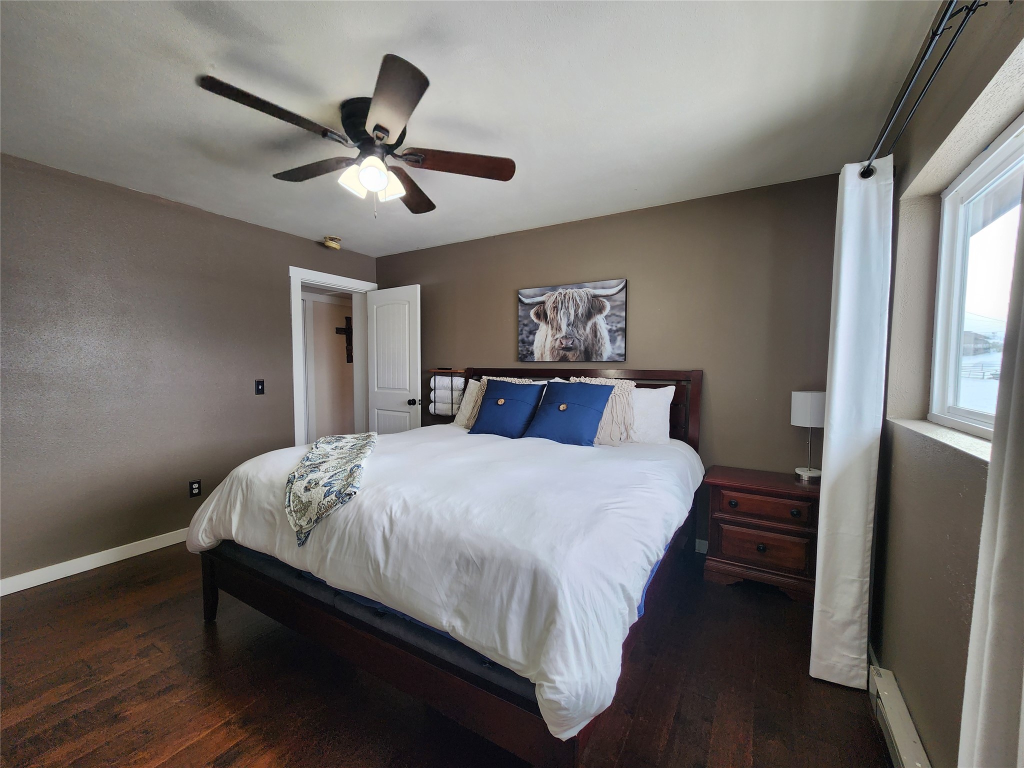 215 Badger Street E Property Photo 12