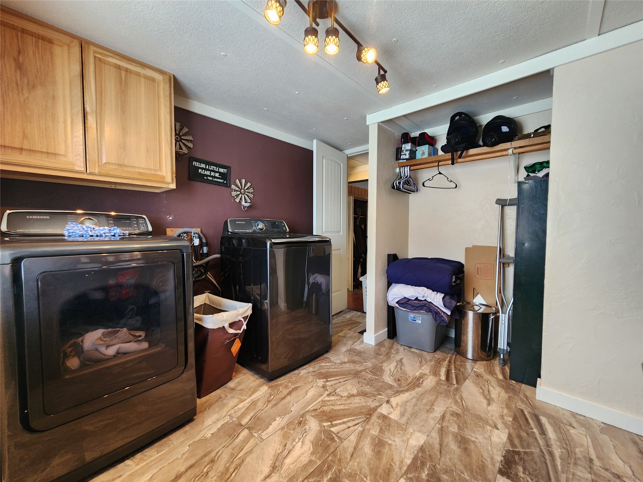 215 Badger Street E Property Photo 21
