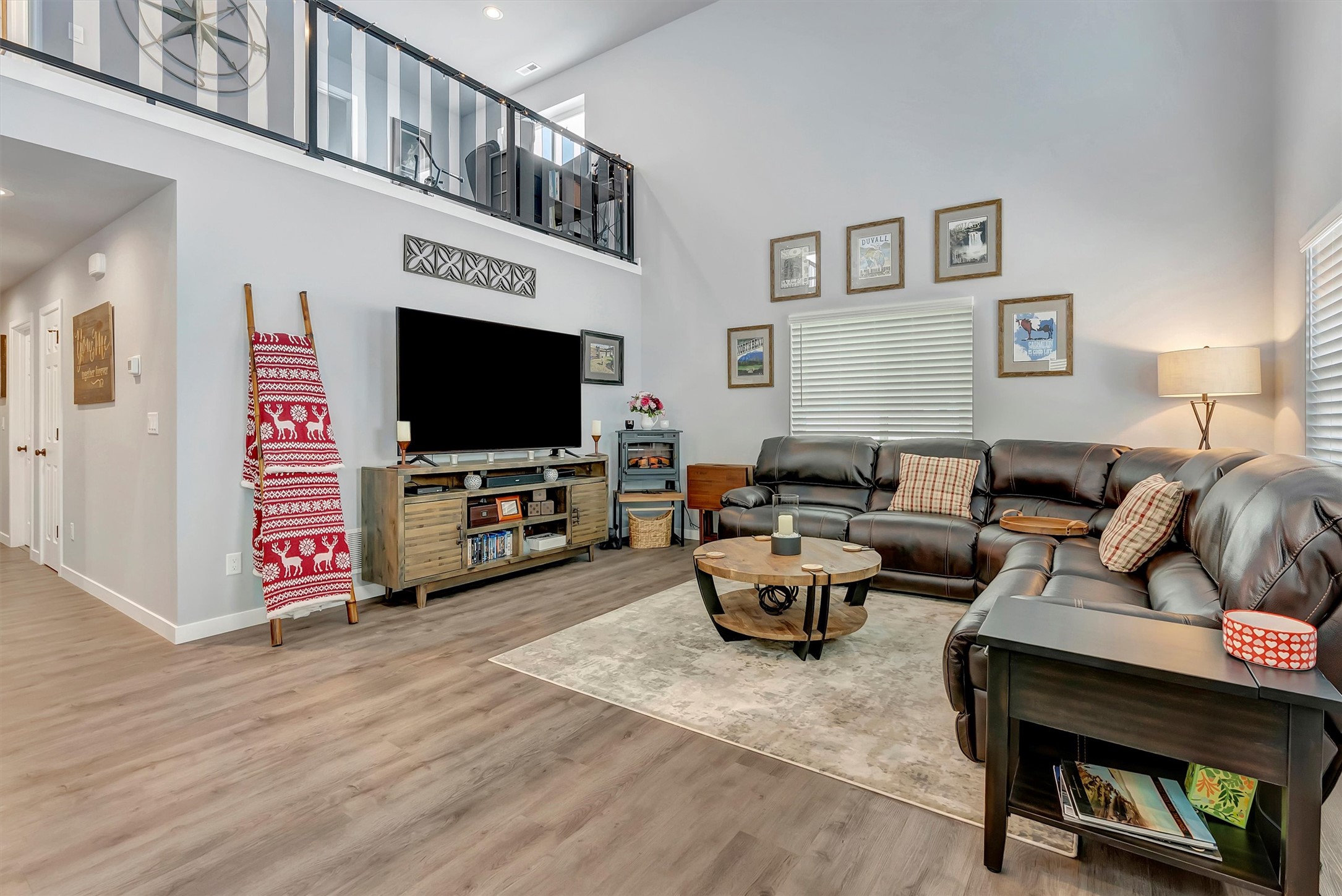 5526 Cattle Drive Property Photo 4