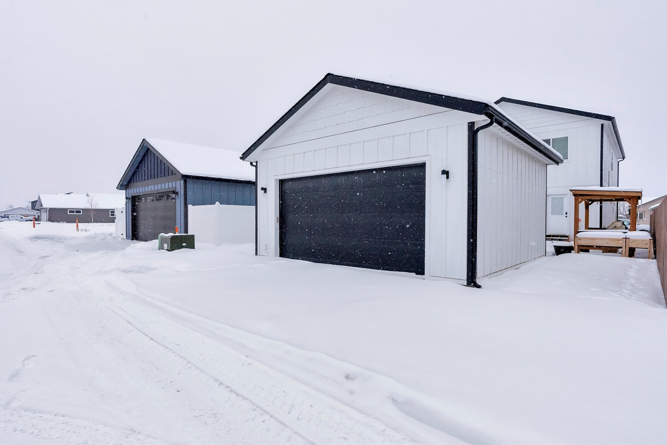 5526 Cattle Drive Property Photo 27