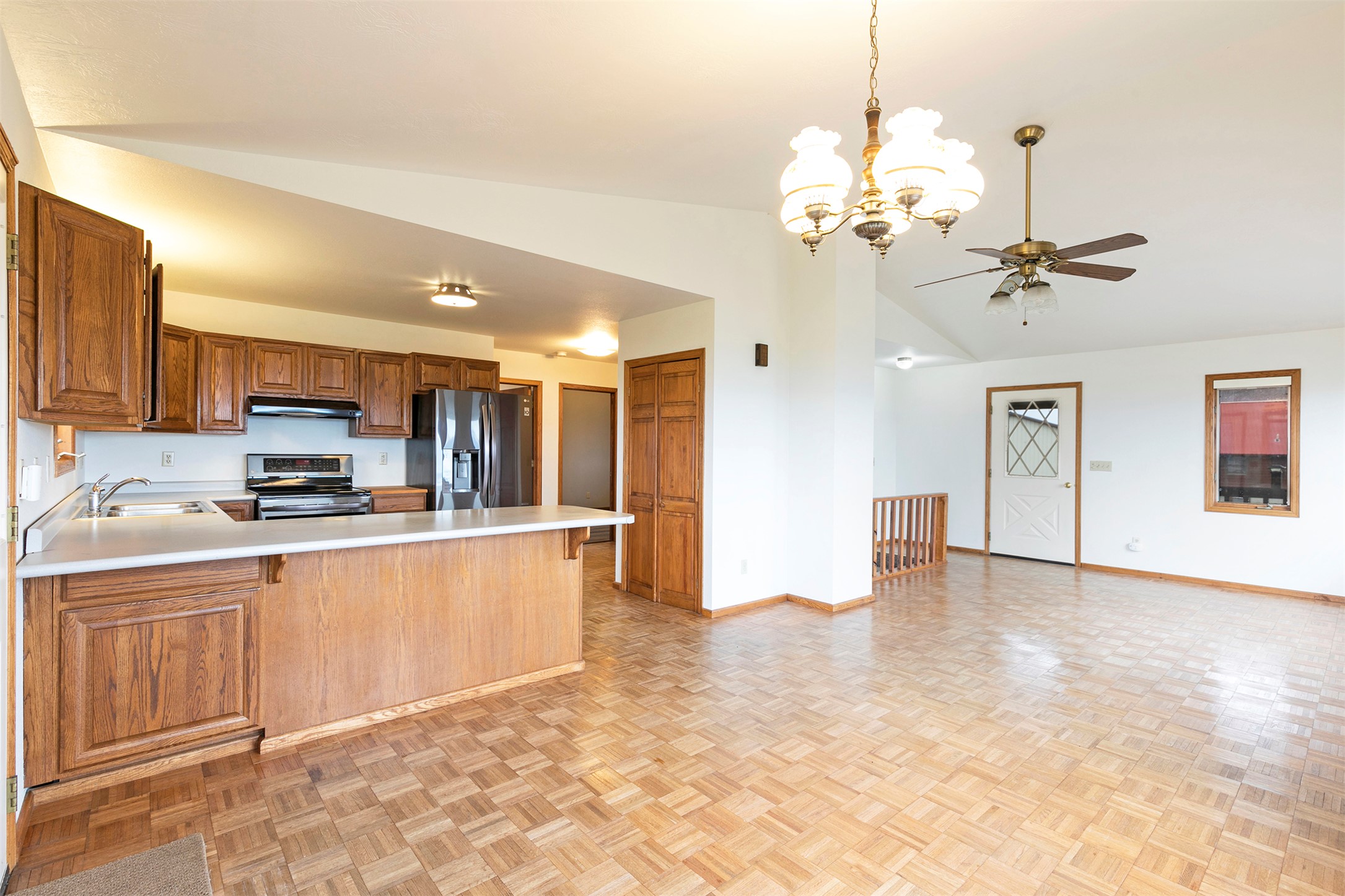 1543 Echo Mountain Road Property Photo 5