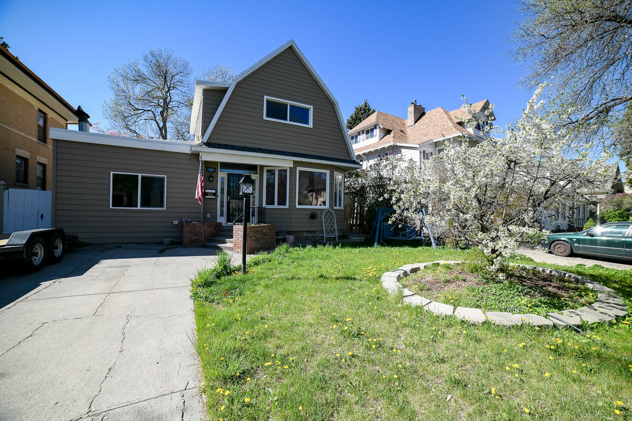 212 3rd Avenue N Property Photo