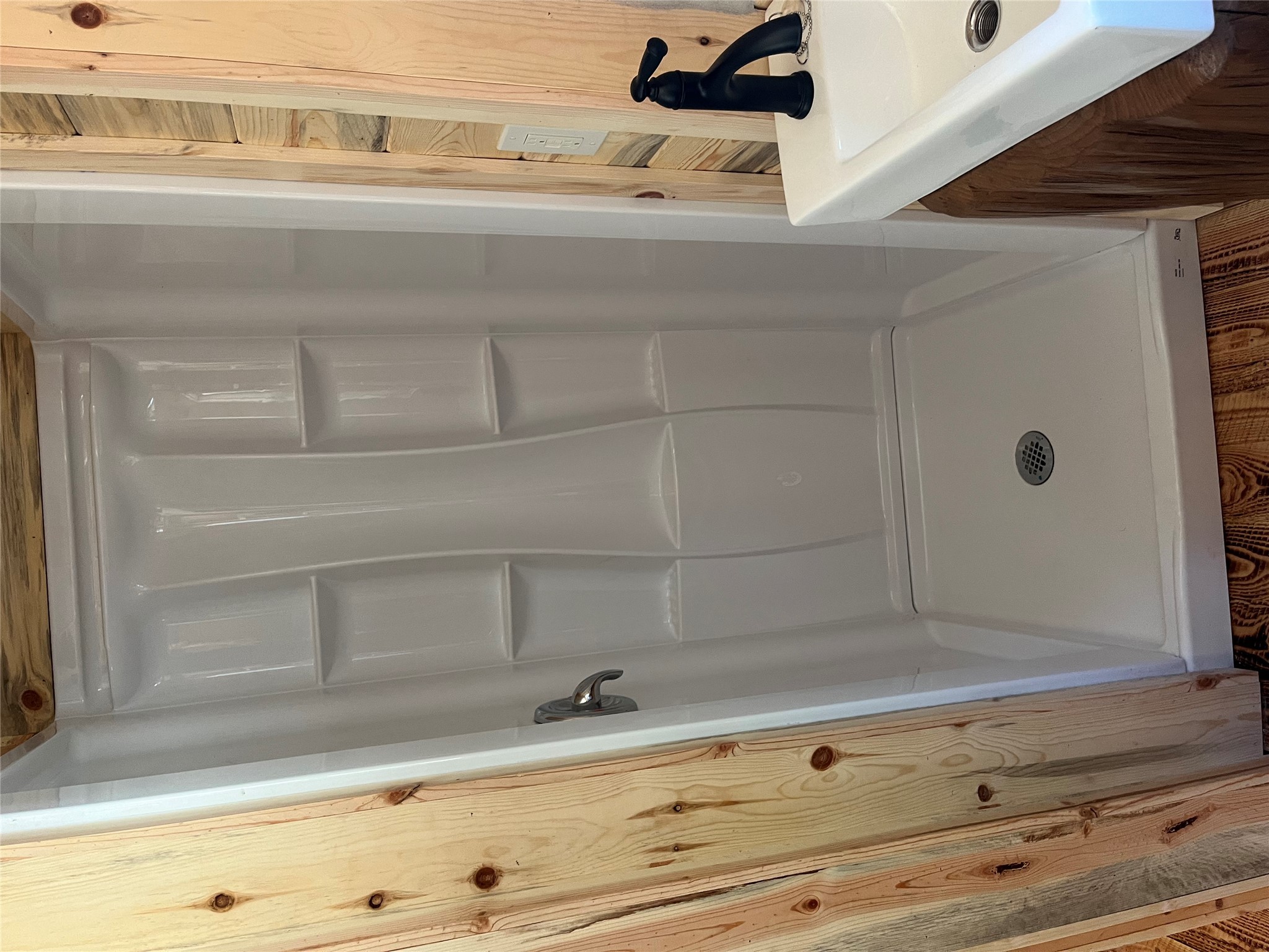 Nhn Upper River Road Property Photo 18