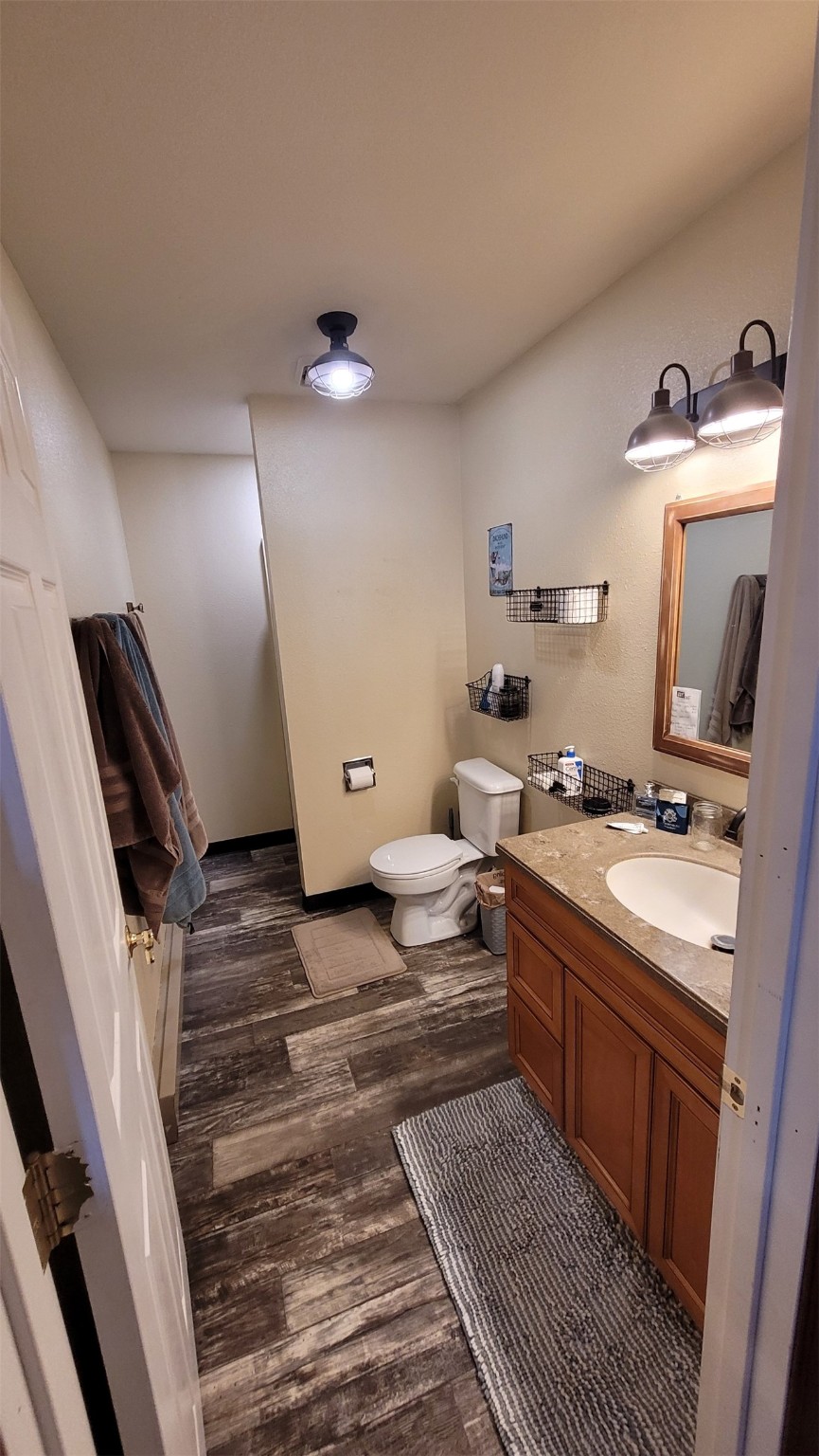 101 11th Avenue N Property Photo 16