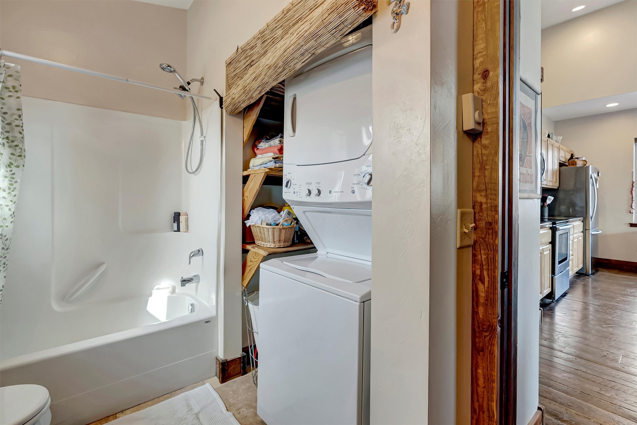 6212 Brewery Way Property Photo 16