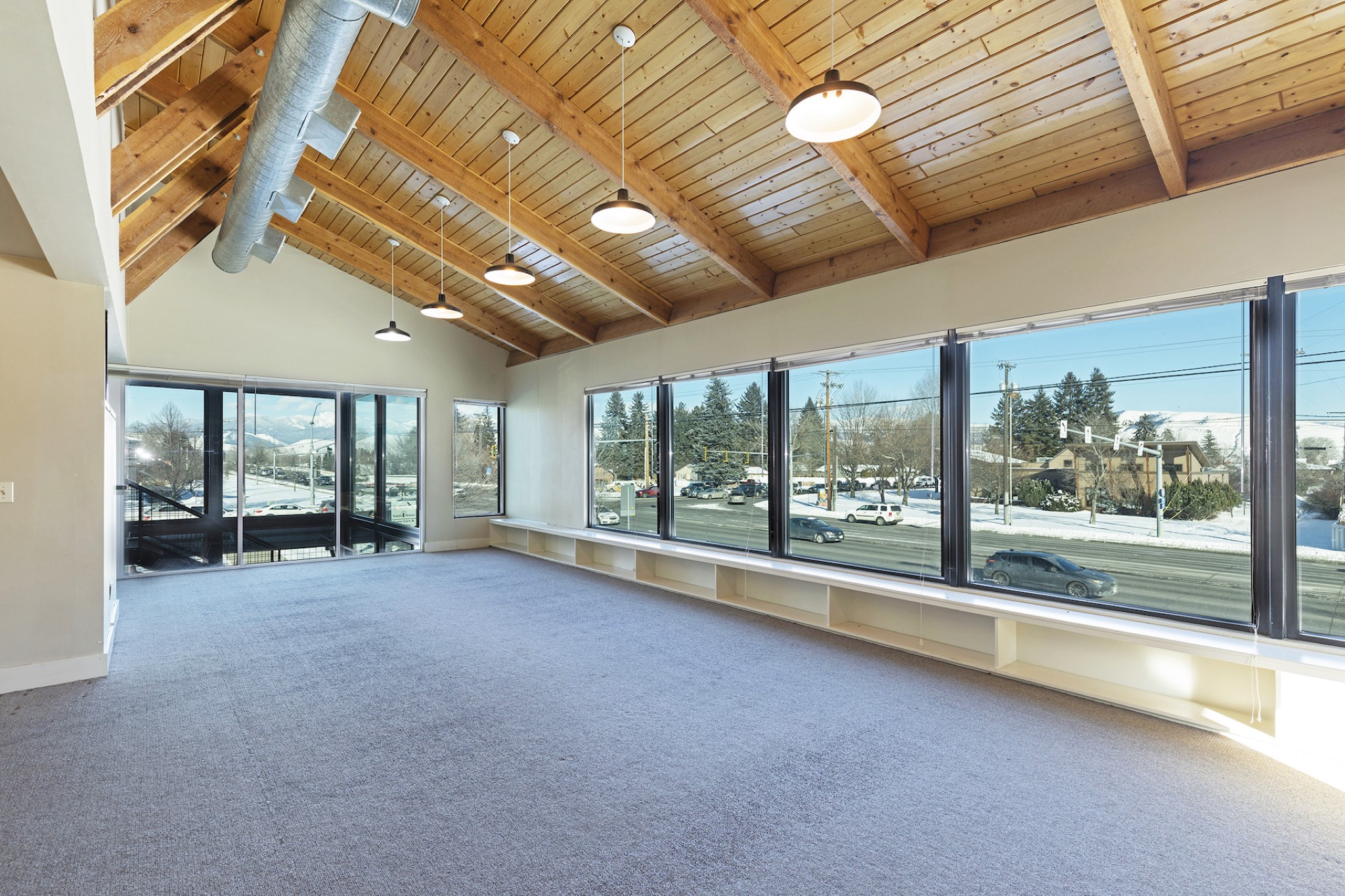 515 Reserve Street Property Photo 14