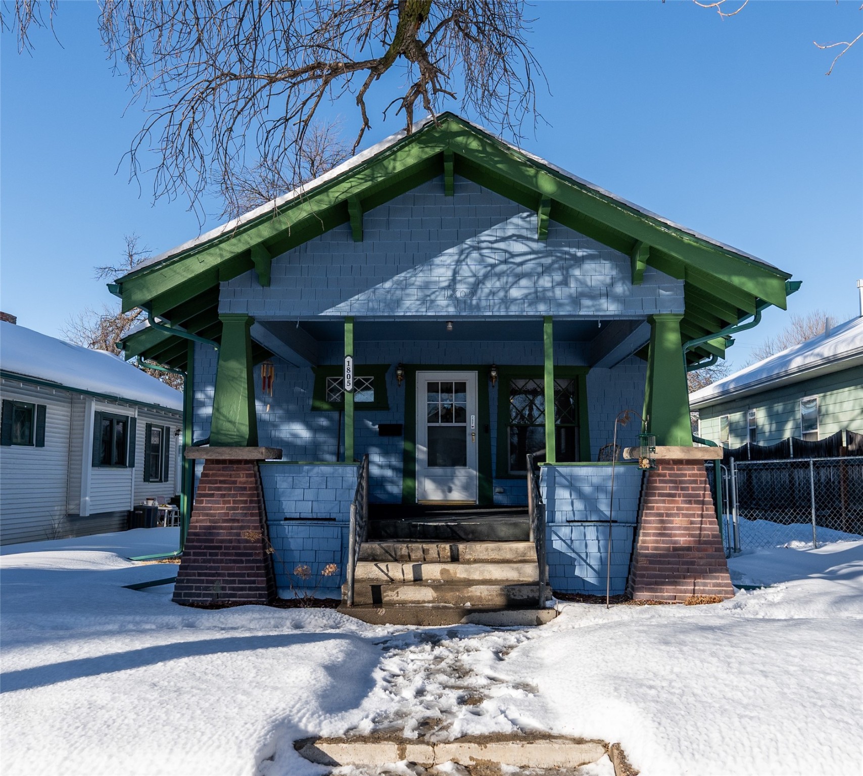 1805 2nd Avenue N Property Photo 2