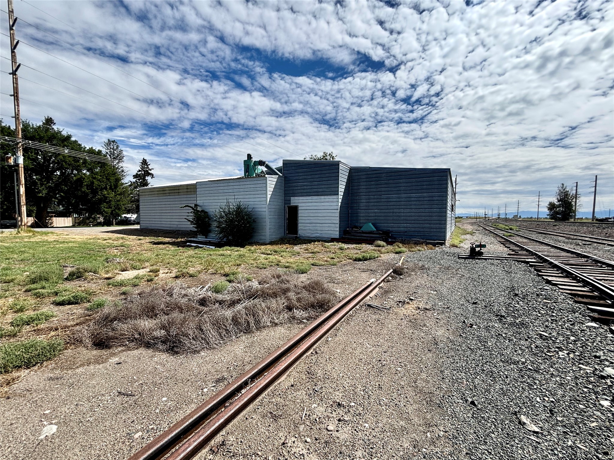 412 E Railroad Avenue N Property Photo 9