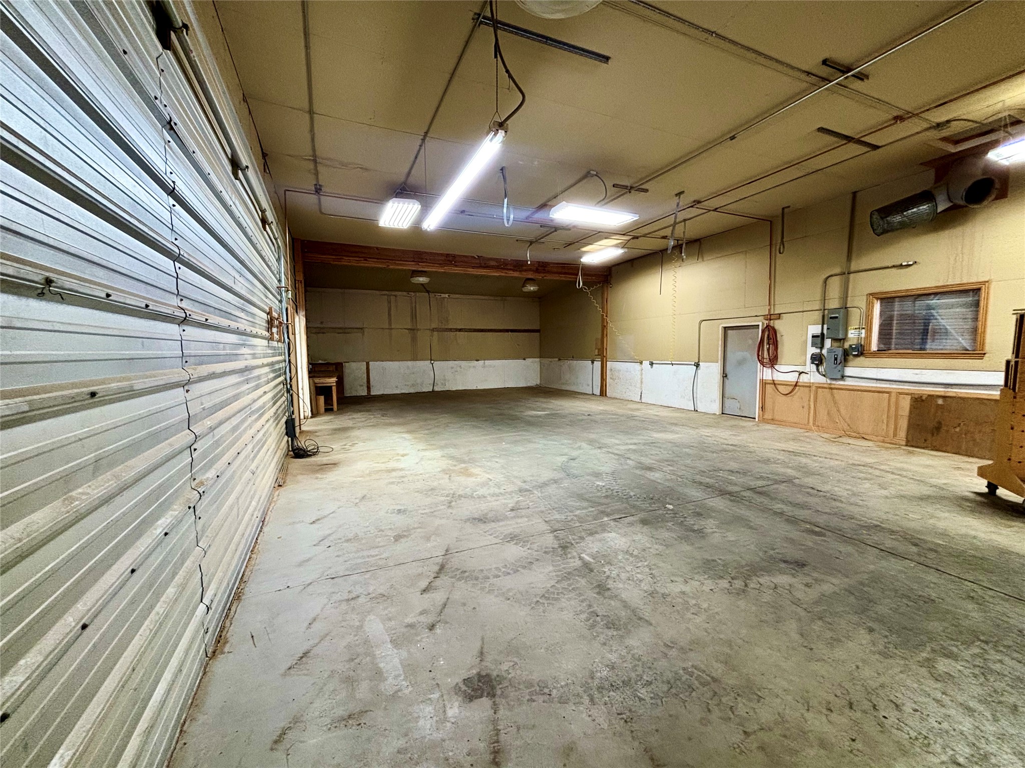 412 E Railroad Avenue N Property Photo 17