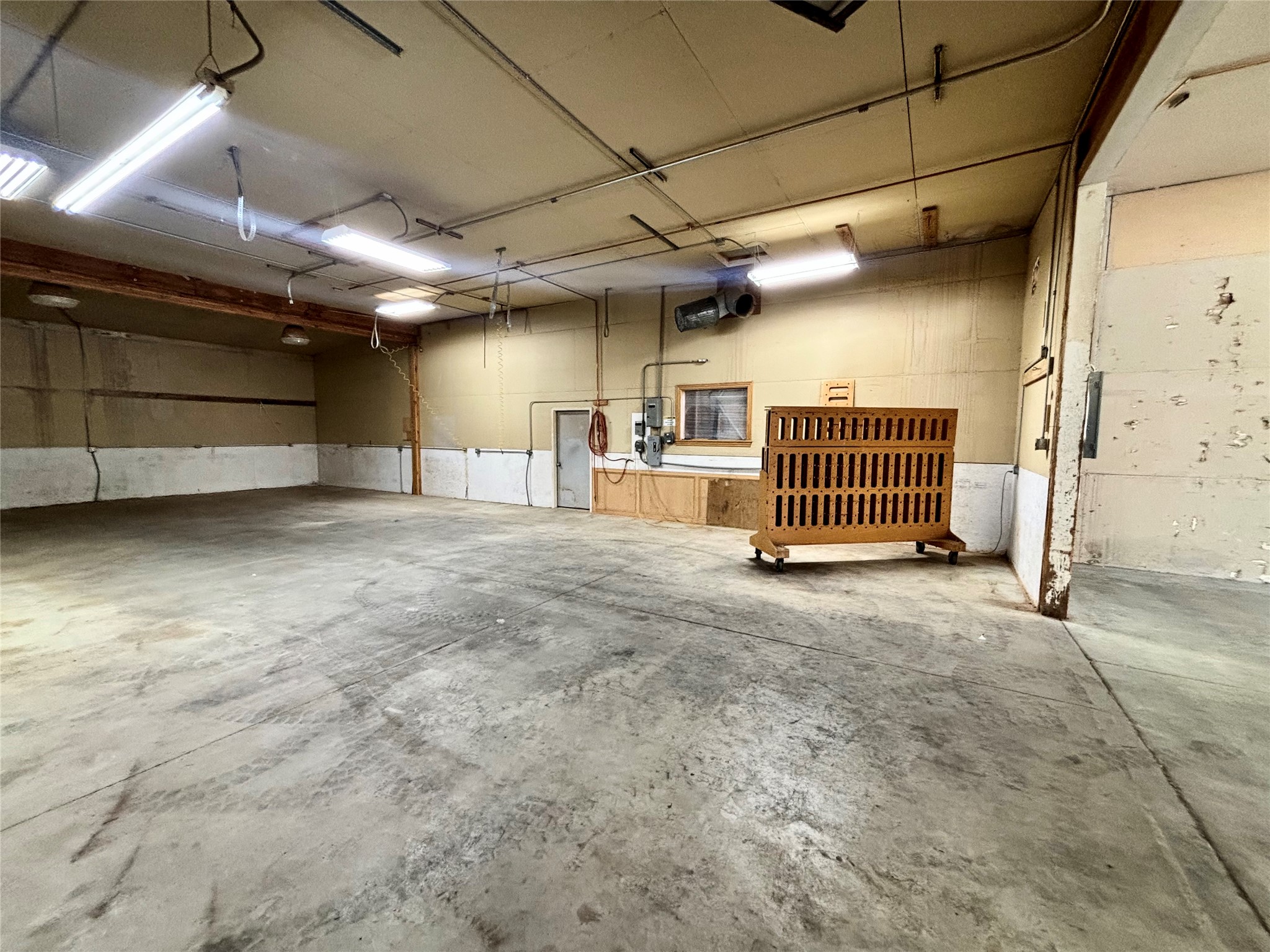 412 E Railroad Avenue N Property Photo 18