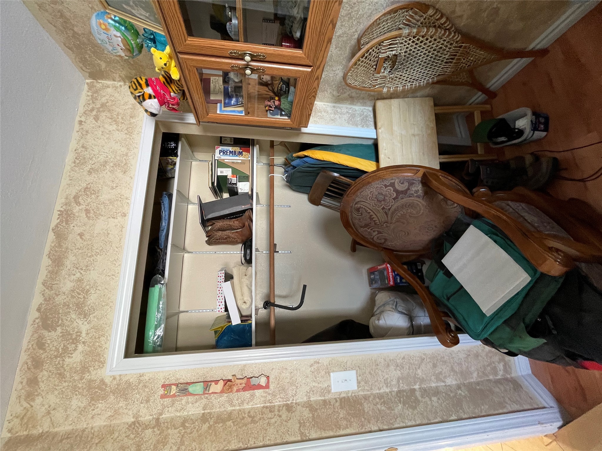 290 Van Horn Street Property Photo 35