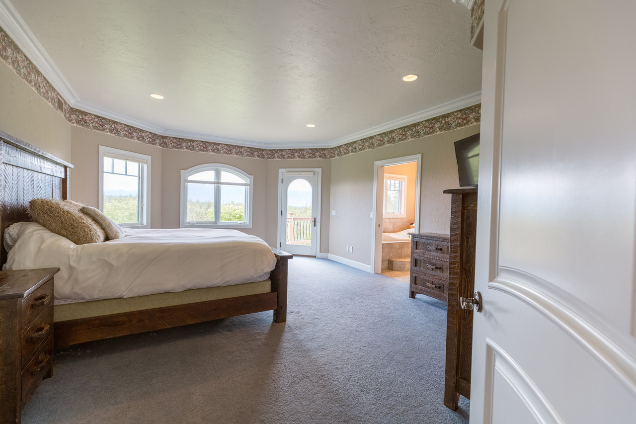 126 Soaring Eagle Drive Property Photo 42