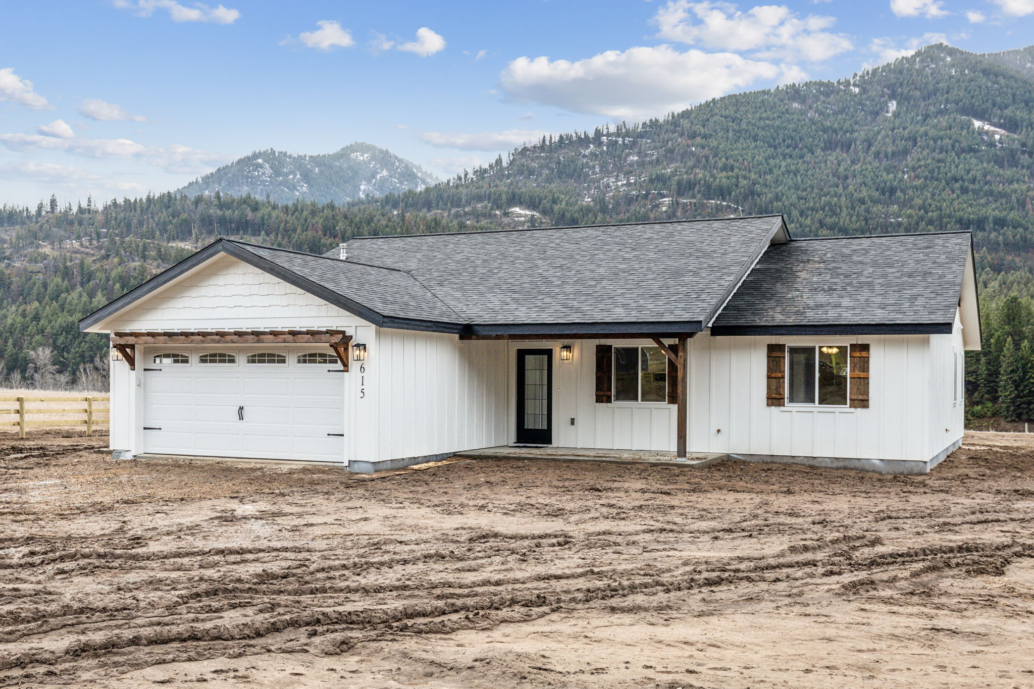 615 Kirchey Creek Drive Property Photo 2