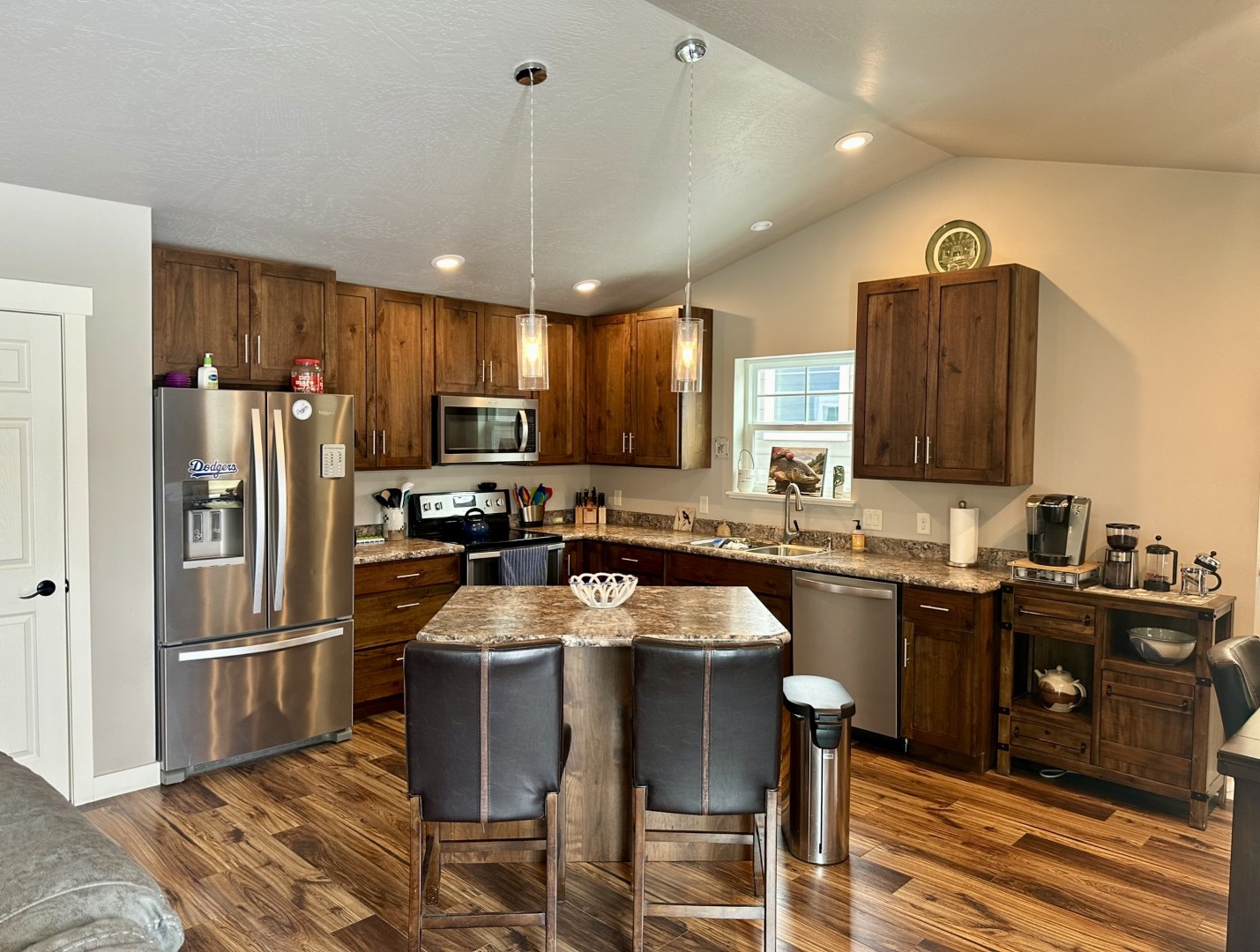 5045 Pertile Lane Property Photo 4