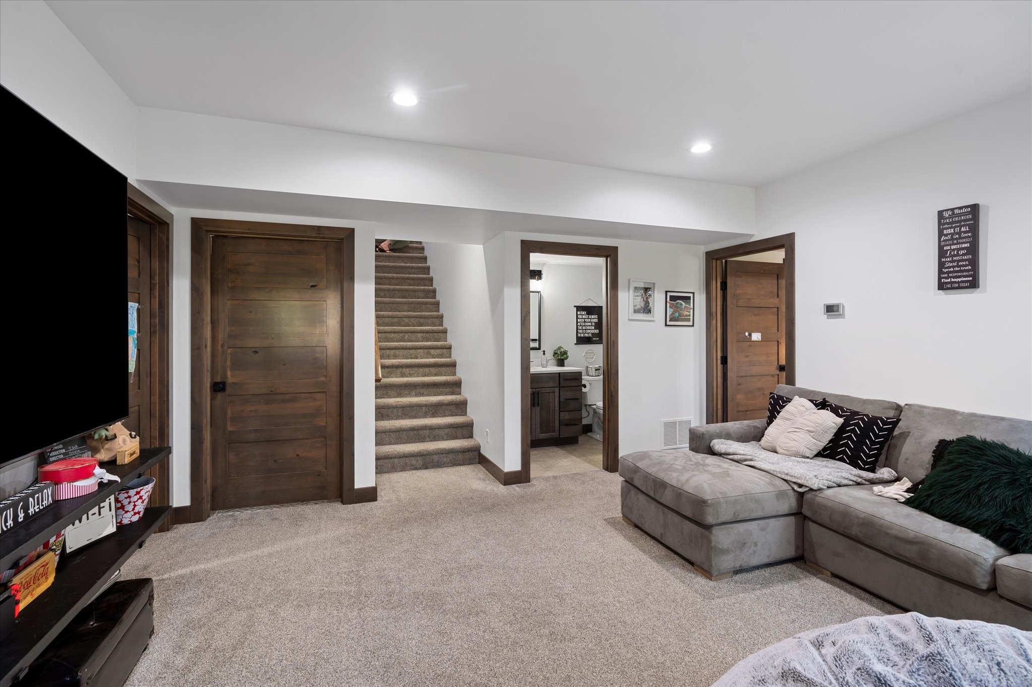 1025 Timber Ridge Court Property Photo 33