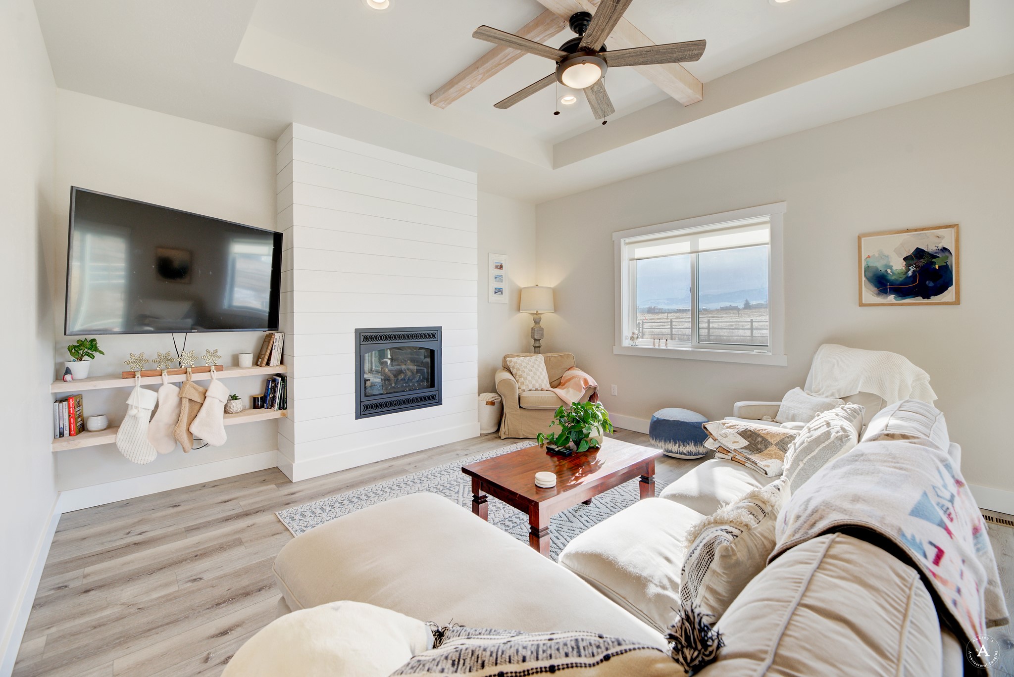 5502 Thimbleberry Loop Property Photo 9
