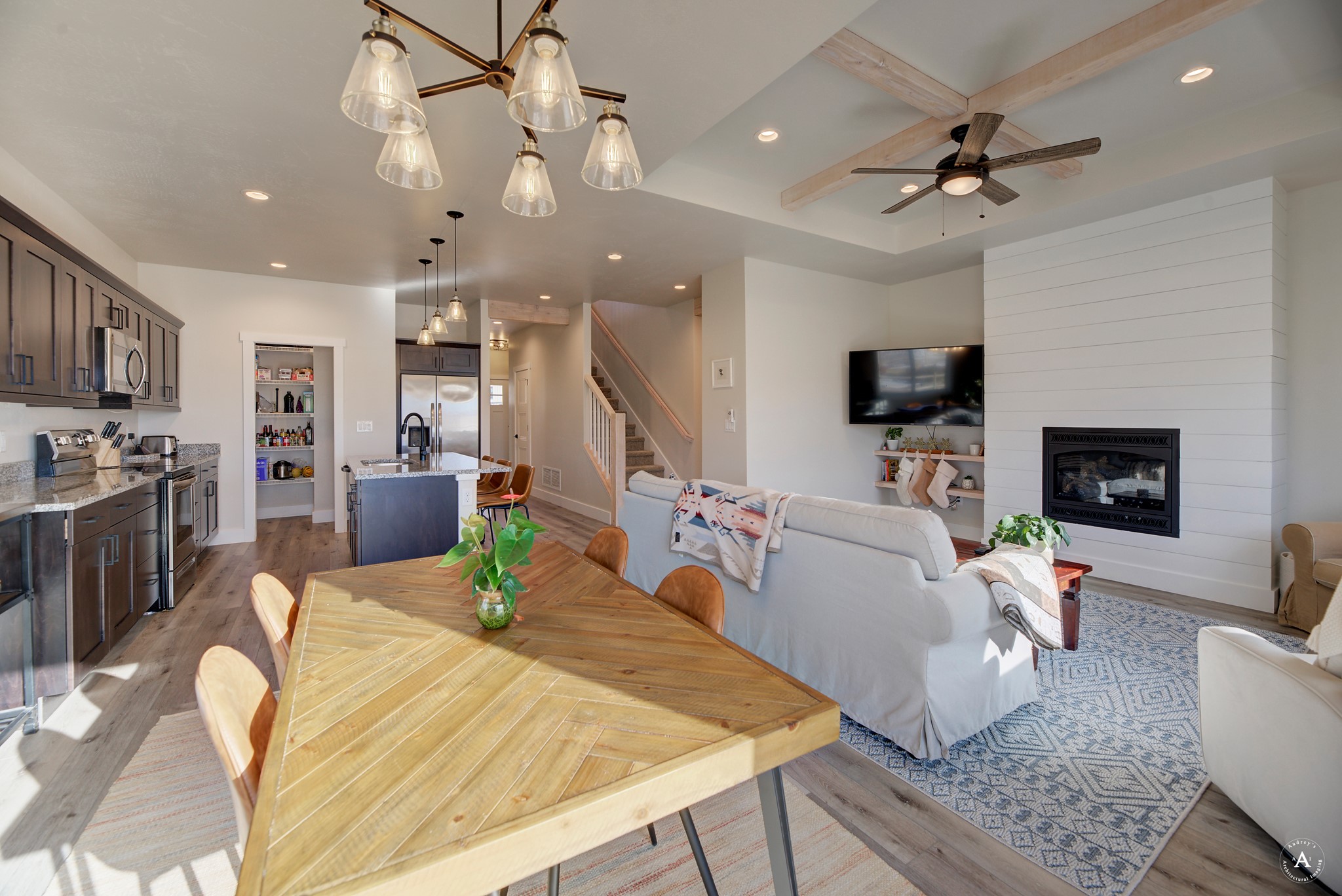 5502 Thimbleberry Loop Property Photo 11