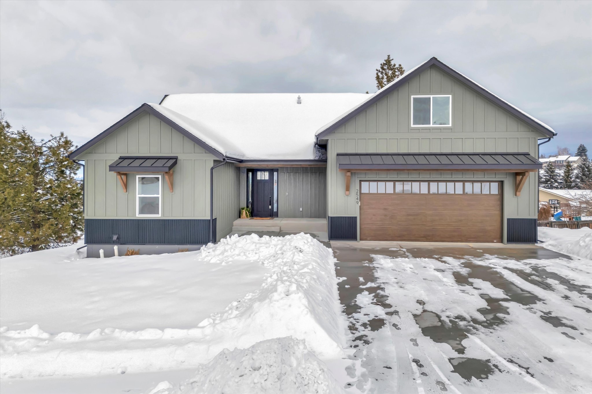 2549 Drake Lane Property Photo