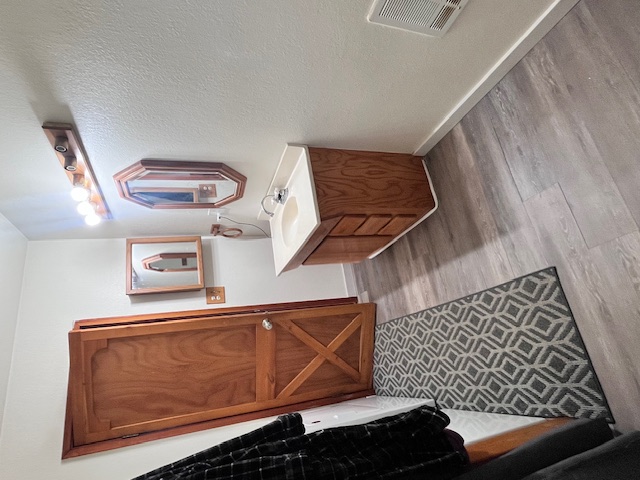 116 Happy Hollow Property Photo 6