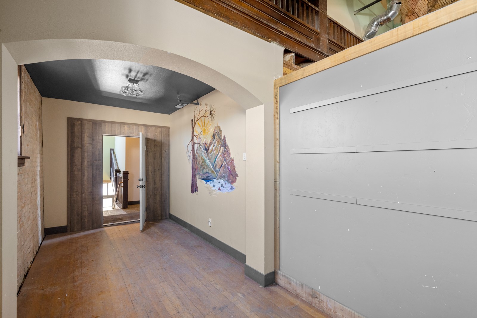 300 2nd Street E 2 Property Photo 33