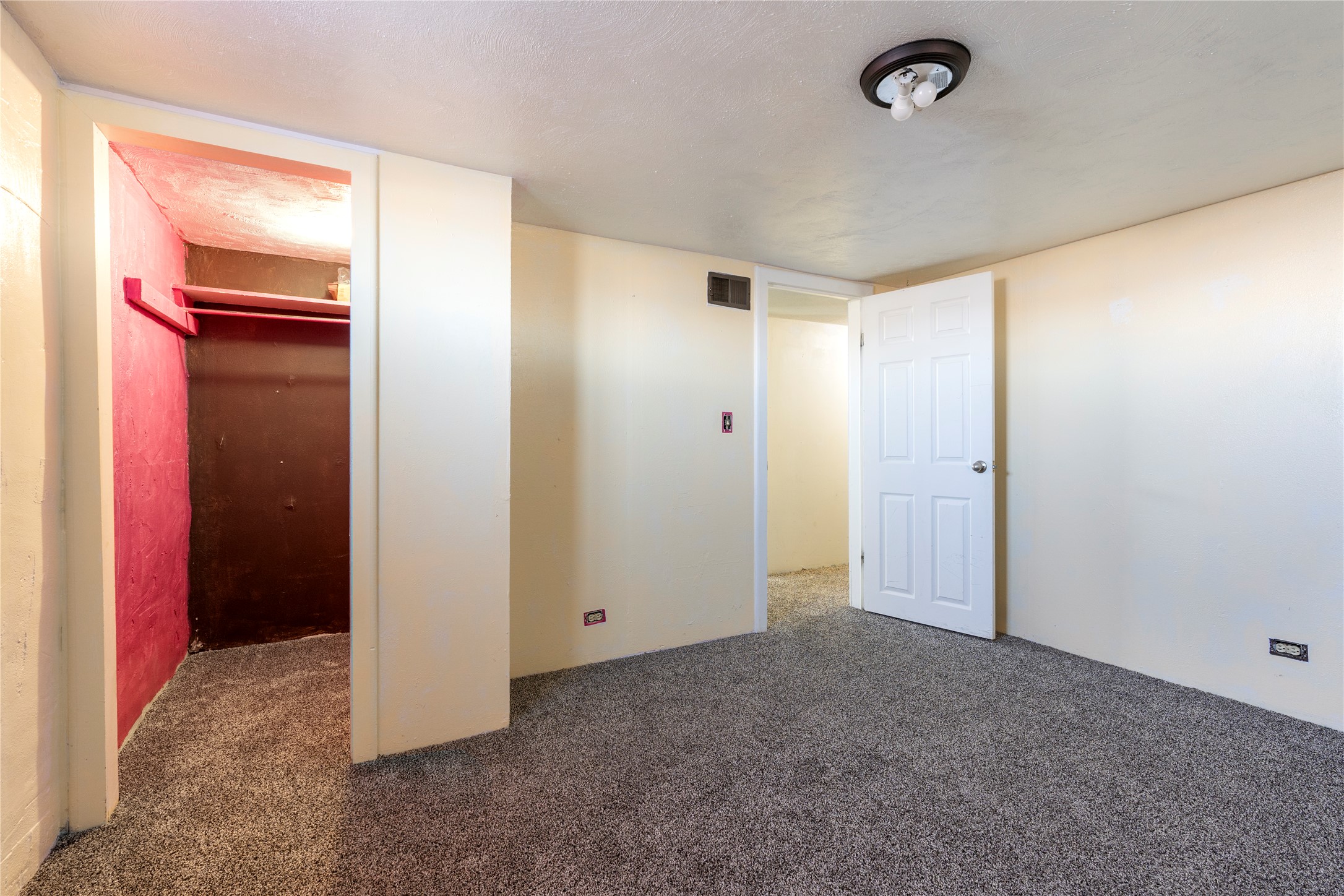 33 Sharon Loop Property Photo 60