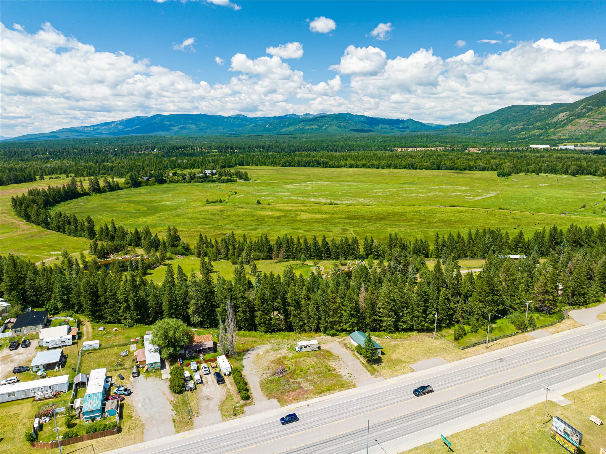 7386 Us Highway 2 E Property Photo 16