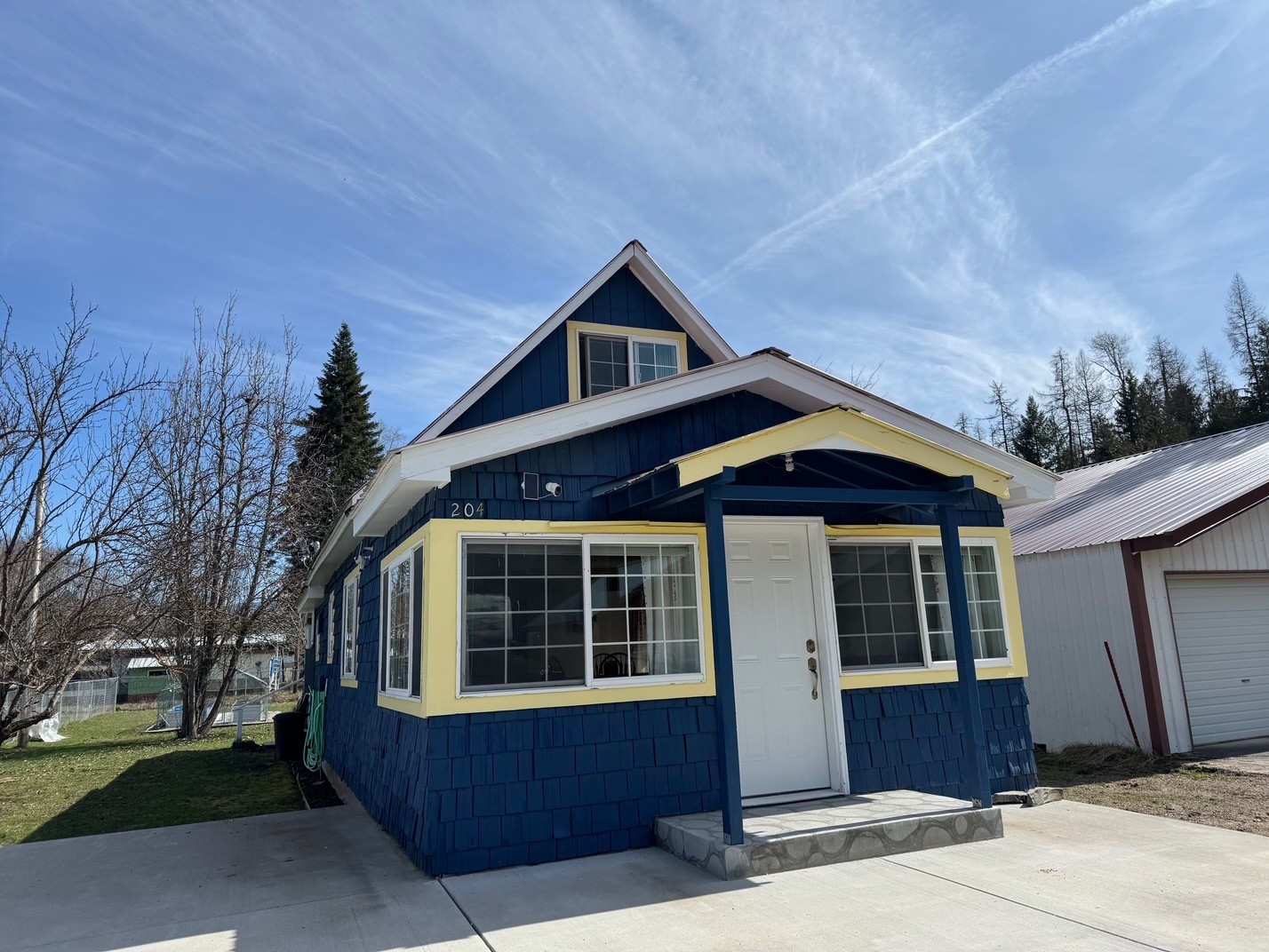 204 1st Street Property Photo