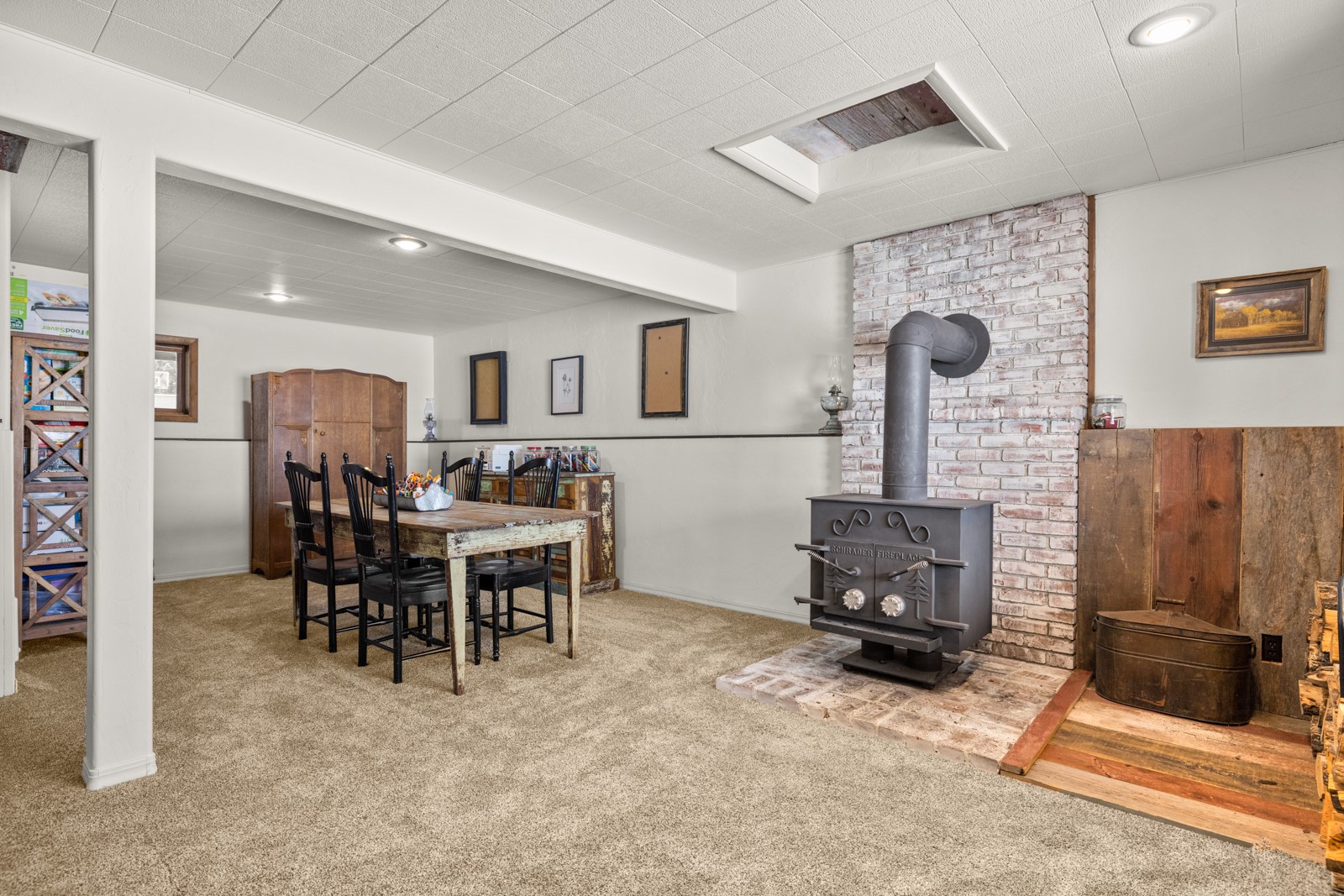 65637 Mt Highway 37 Property Photo 32