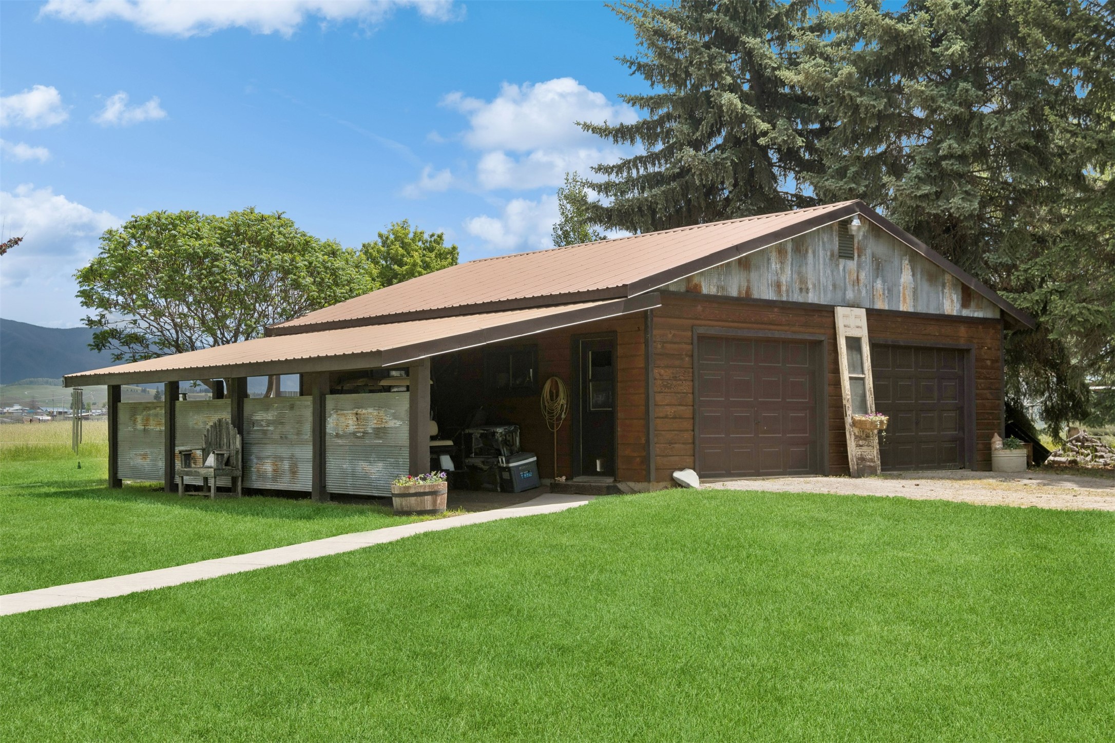 65637 Mt Highway 37 Property Photo 44