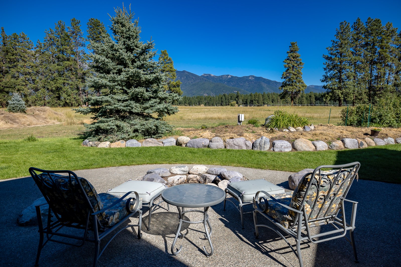 32 Elk Meadow Lane Property Photo 3