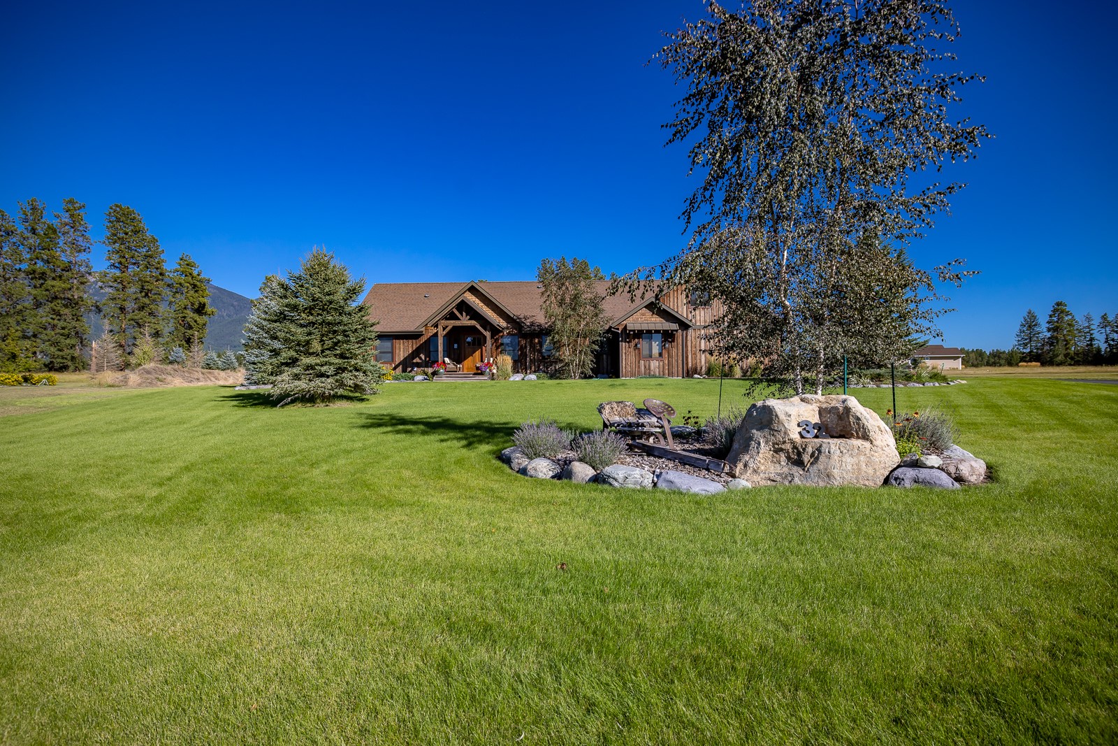 32 Elk Meadow Lane Property Photo 4