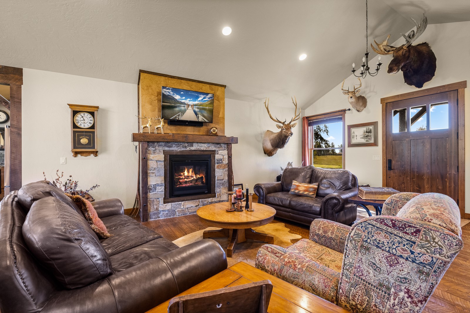 32 Elk Meadow Lane Property Photo 13