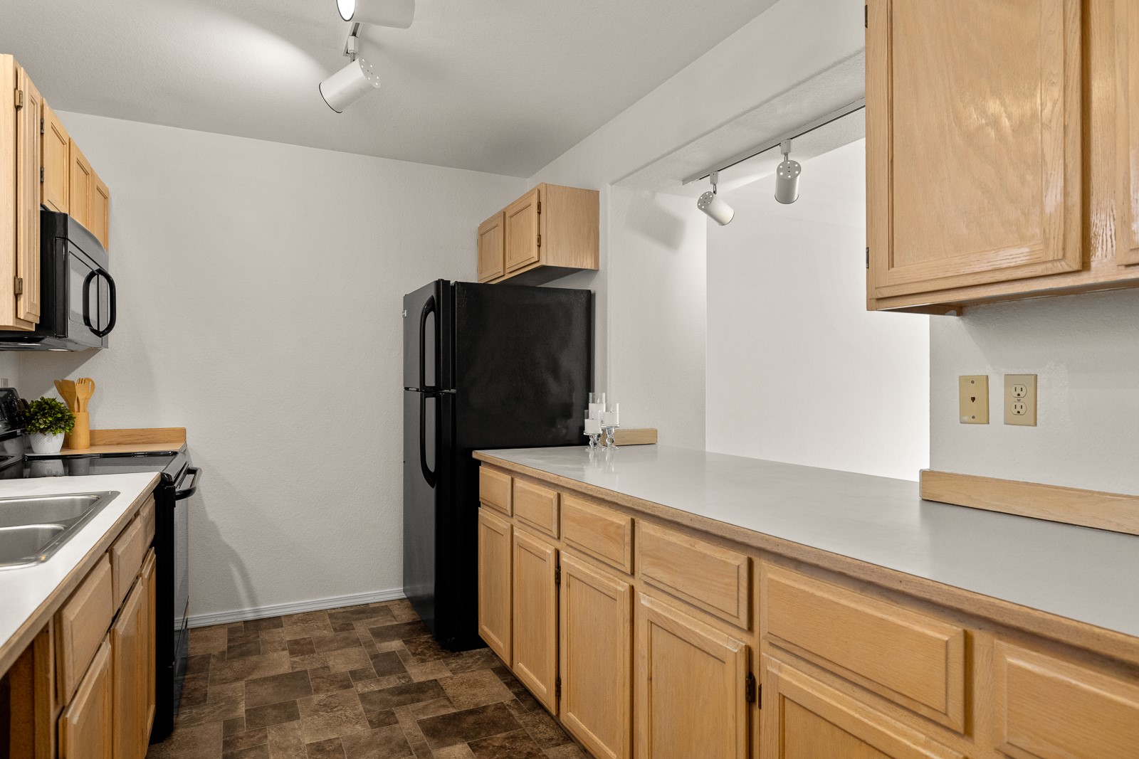 312 Ponderosa Street Property Photo 18