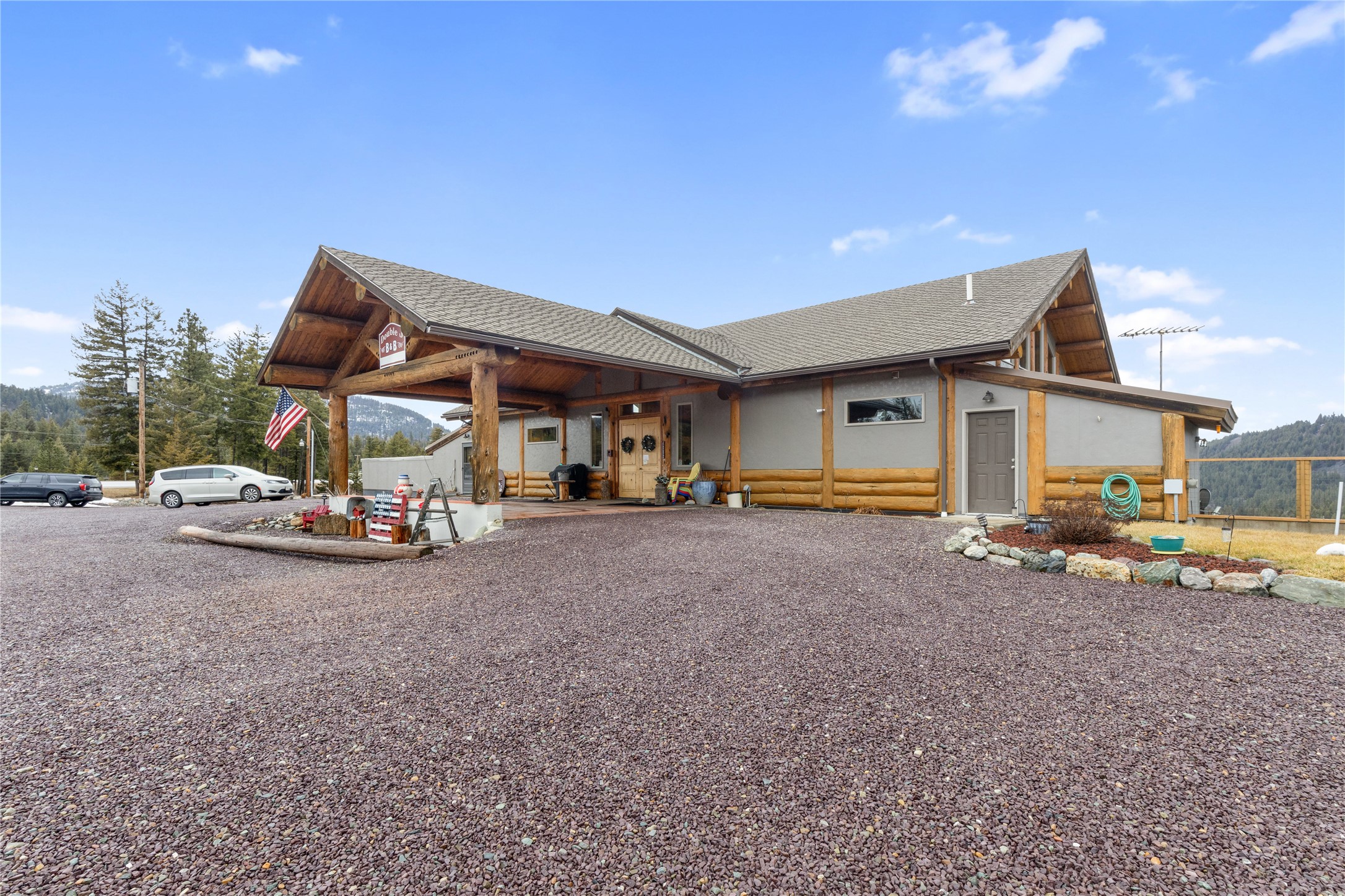 16995 Us Highway 2 Property Photo 9