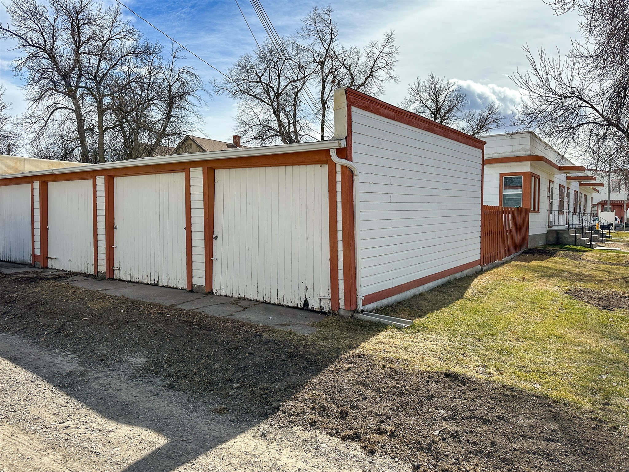 701 6th Street N Property Photo 4