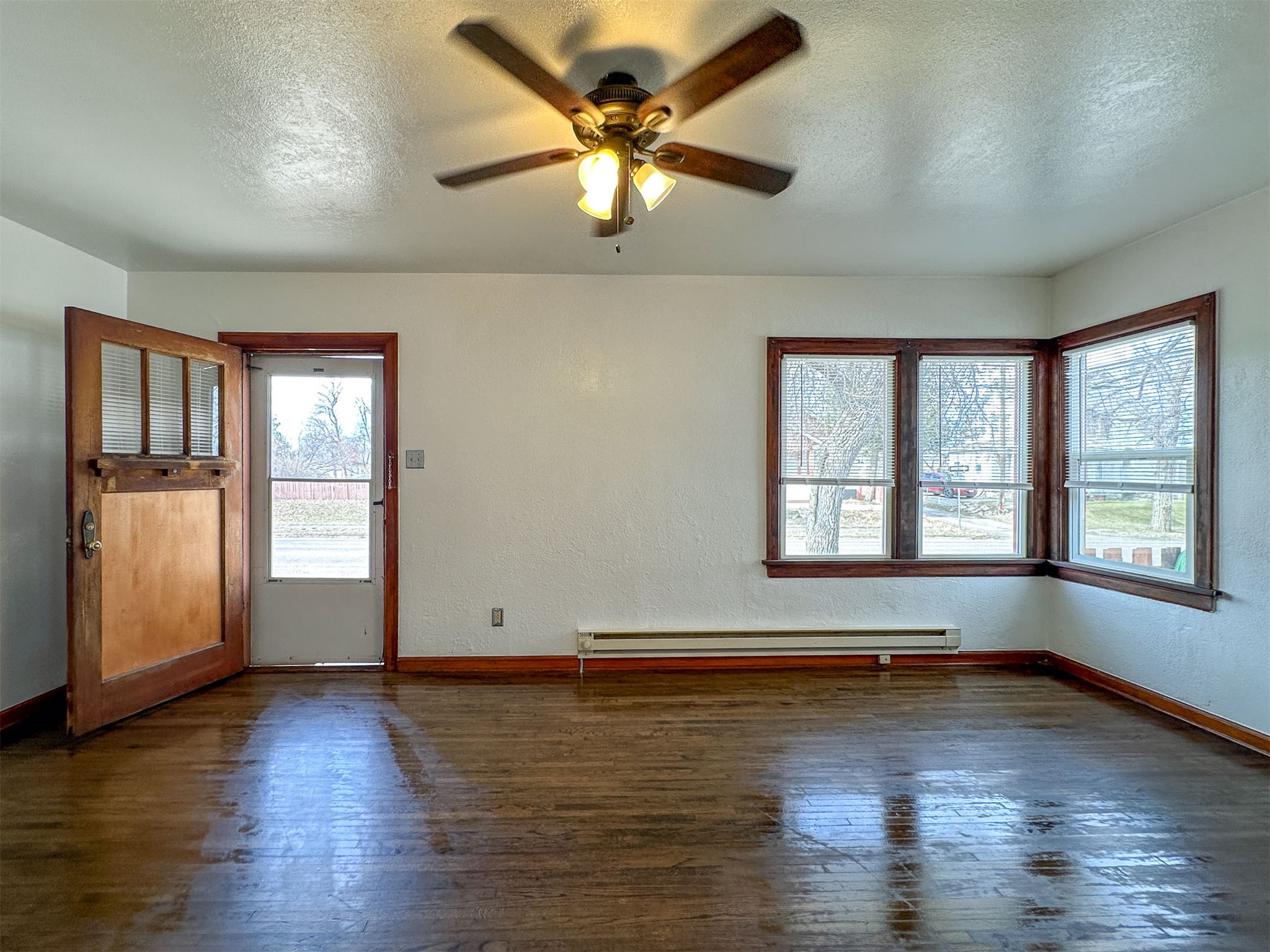 701 6th Street N Property Photo 8