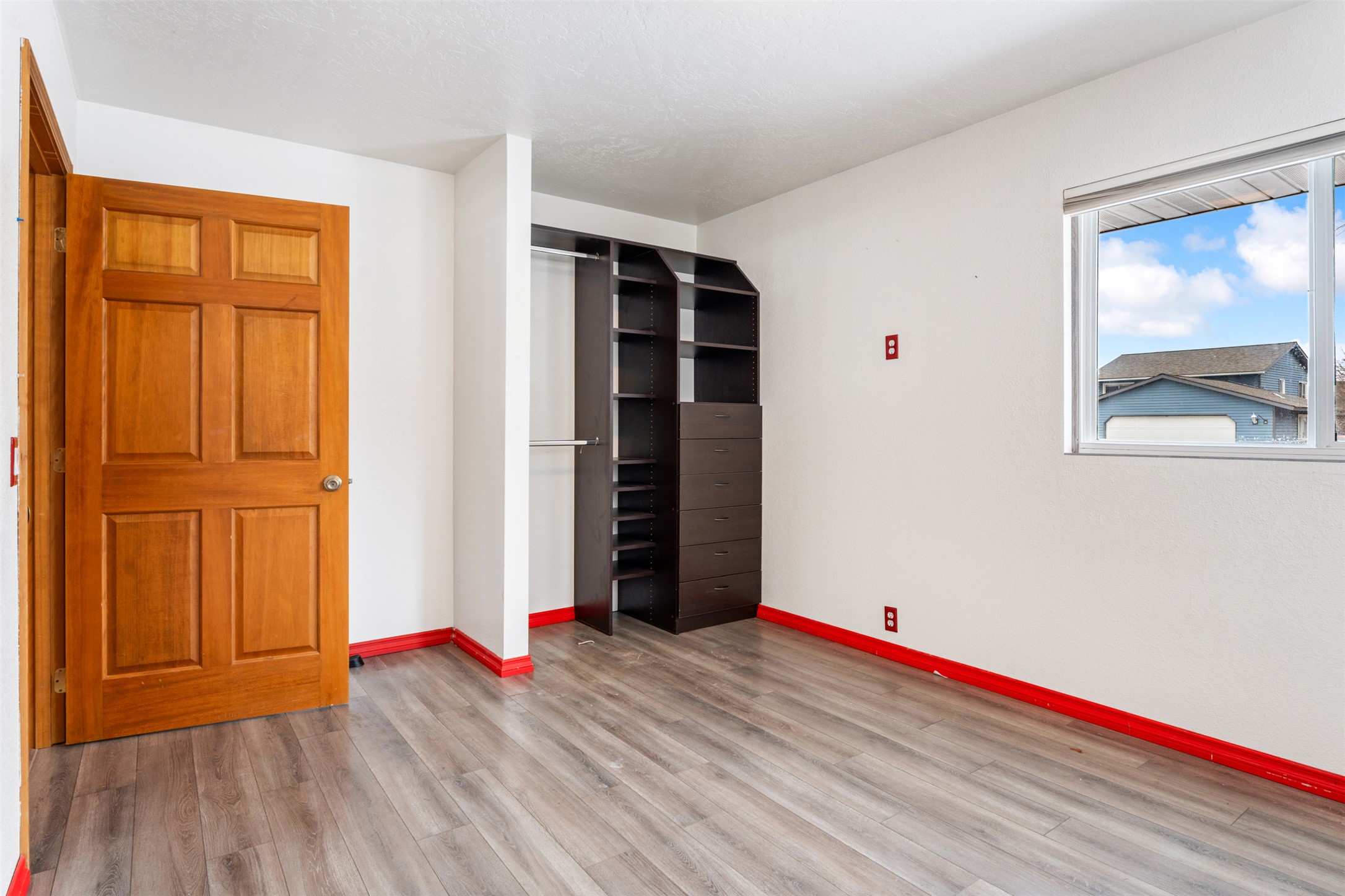 429 Riverside Avenue Property Photo 15