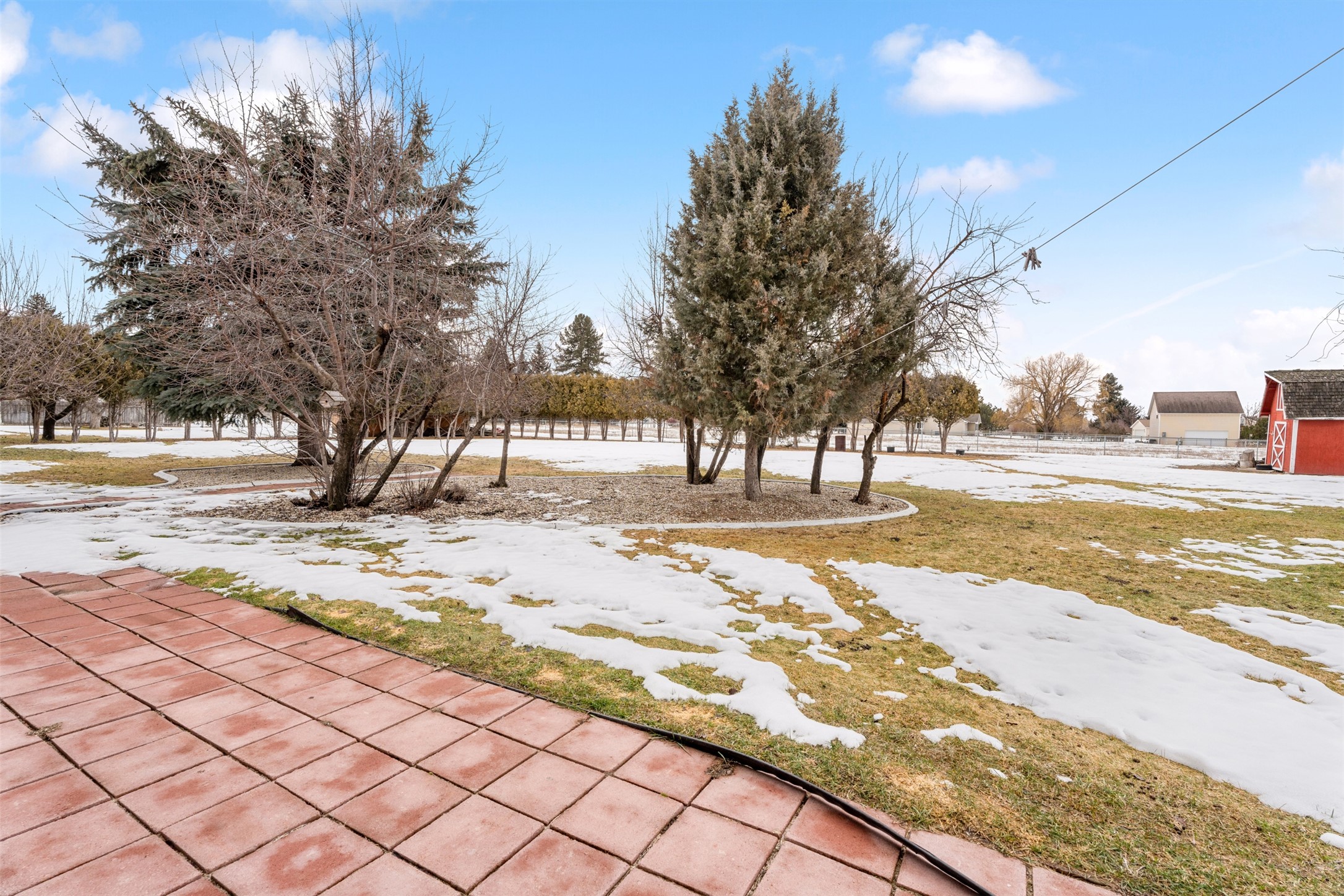 429 Riverside Avenue Property Photo 30