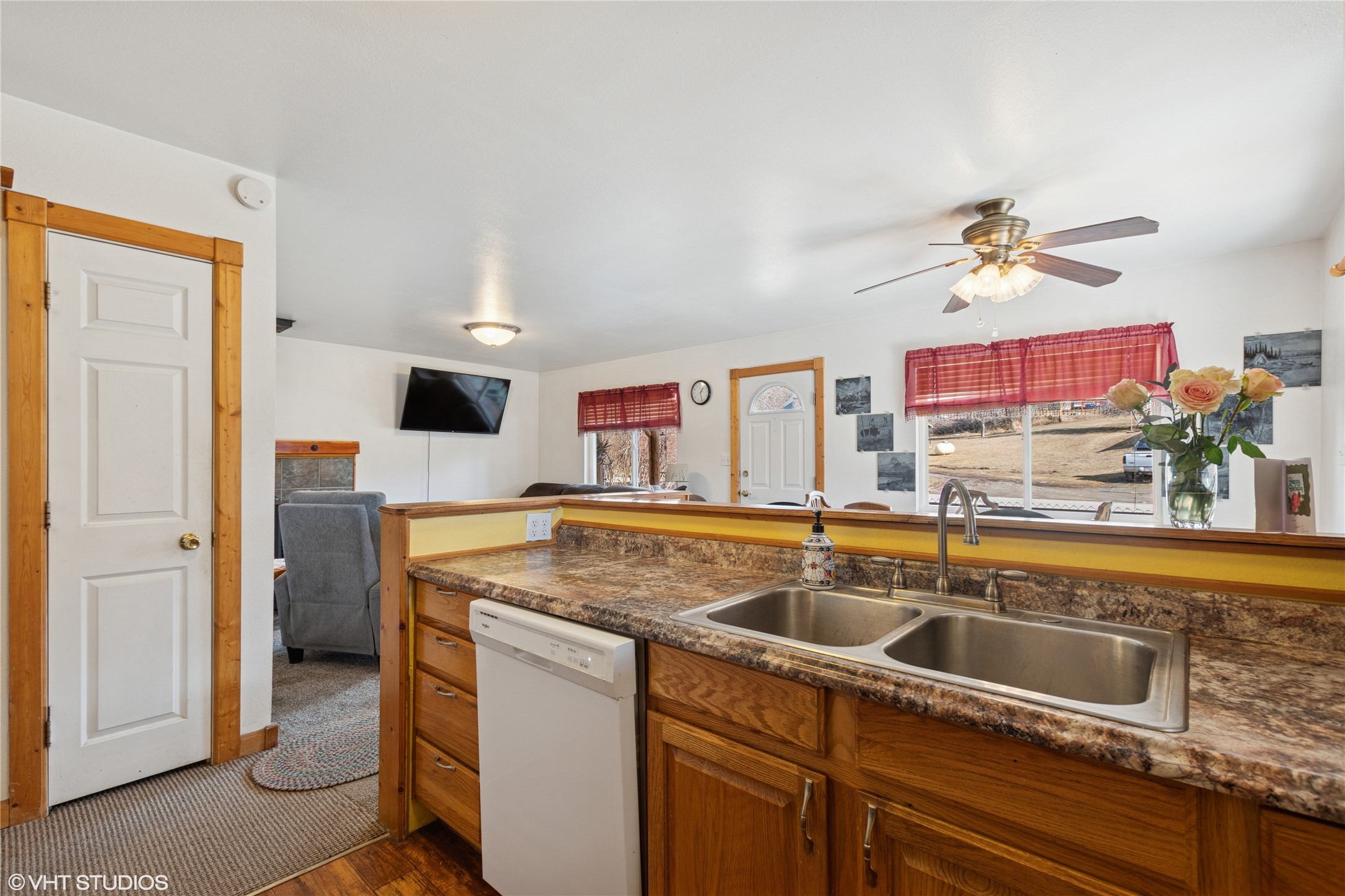 103 Central Avenue Property Photo 22