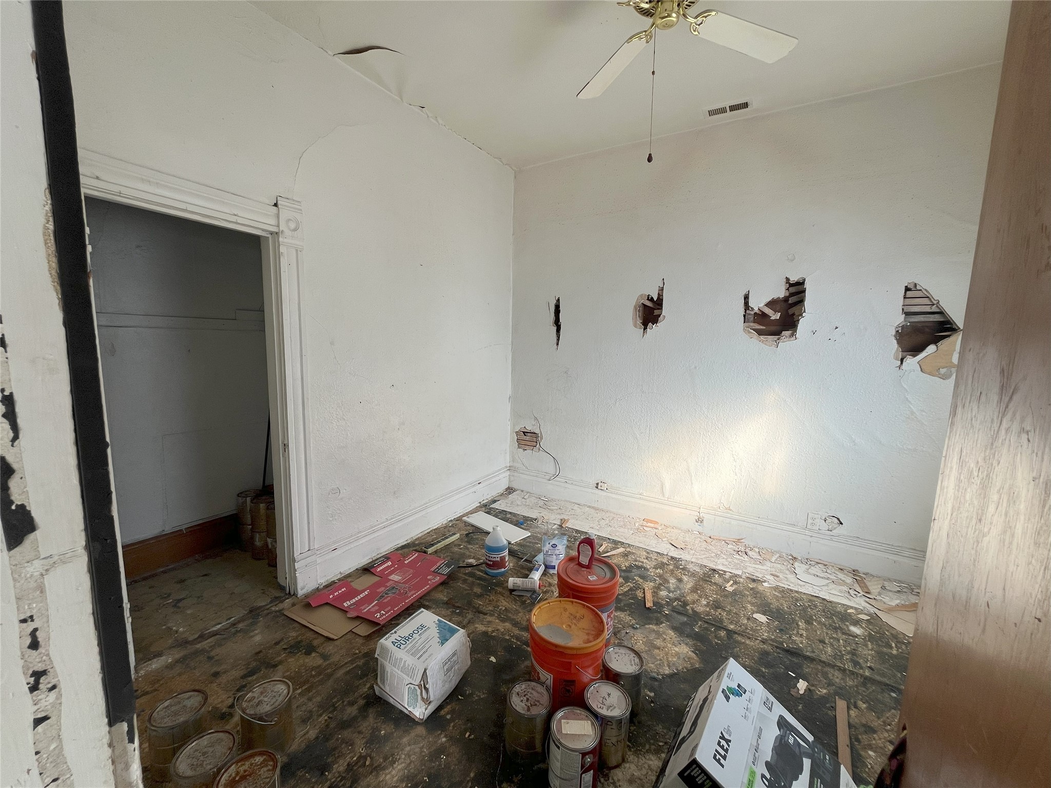 407 N Jackson Street Property Photo 7
