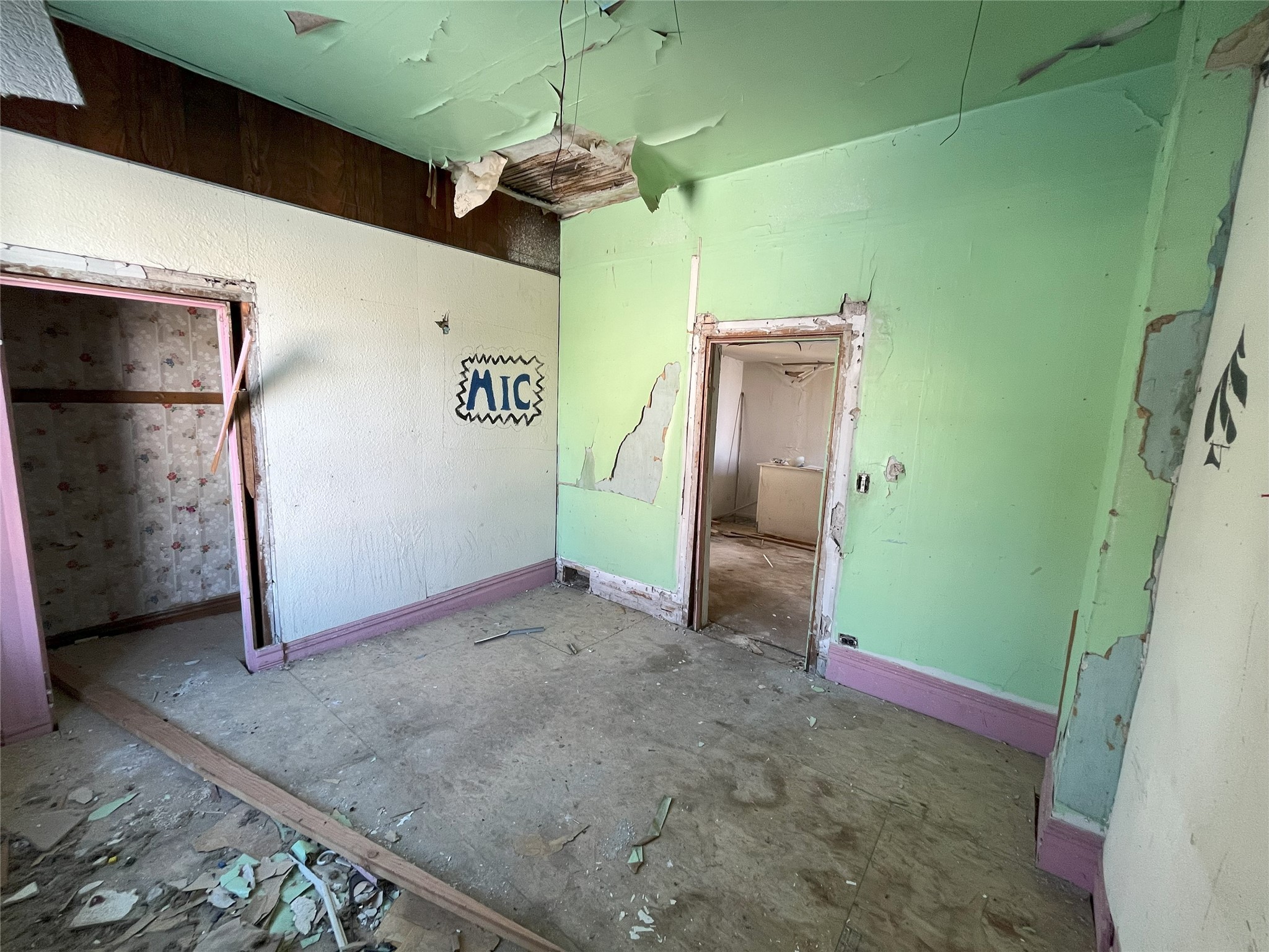 407 N Jackson Street Property Photo 12